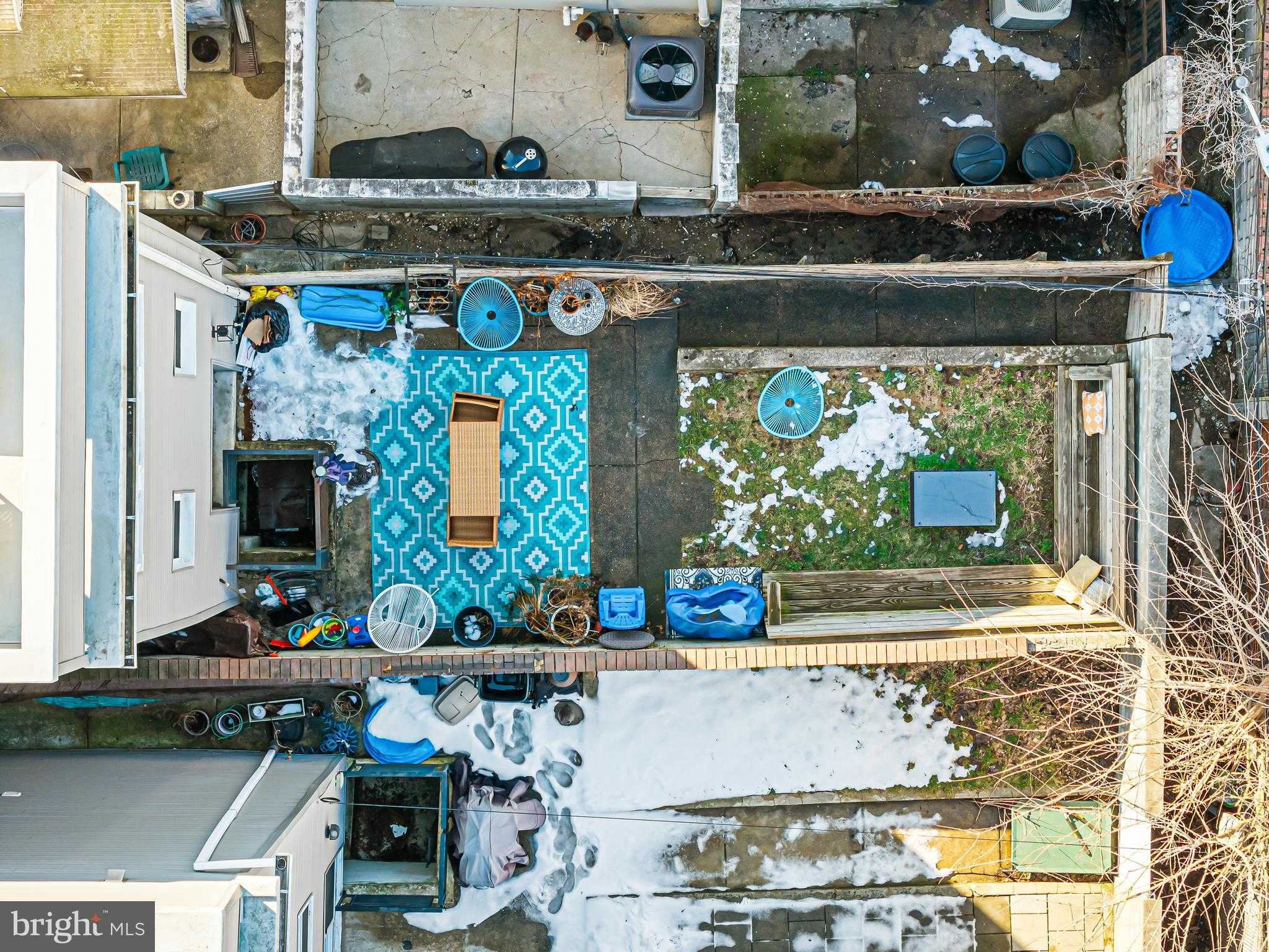 1227 Latona St photo 6