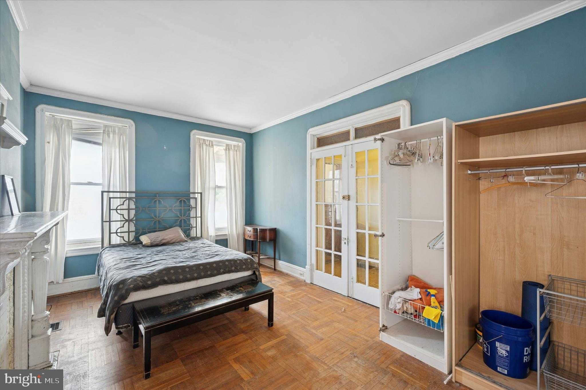 4513 Kingsessing Ave photo 3