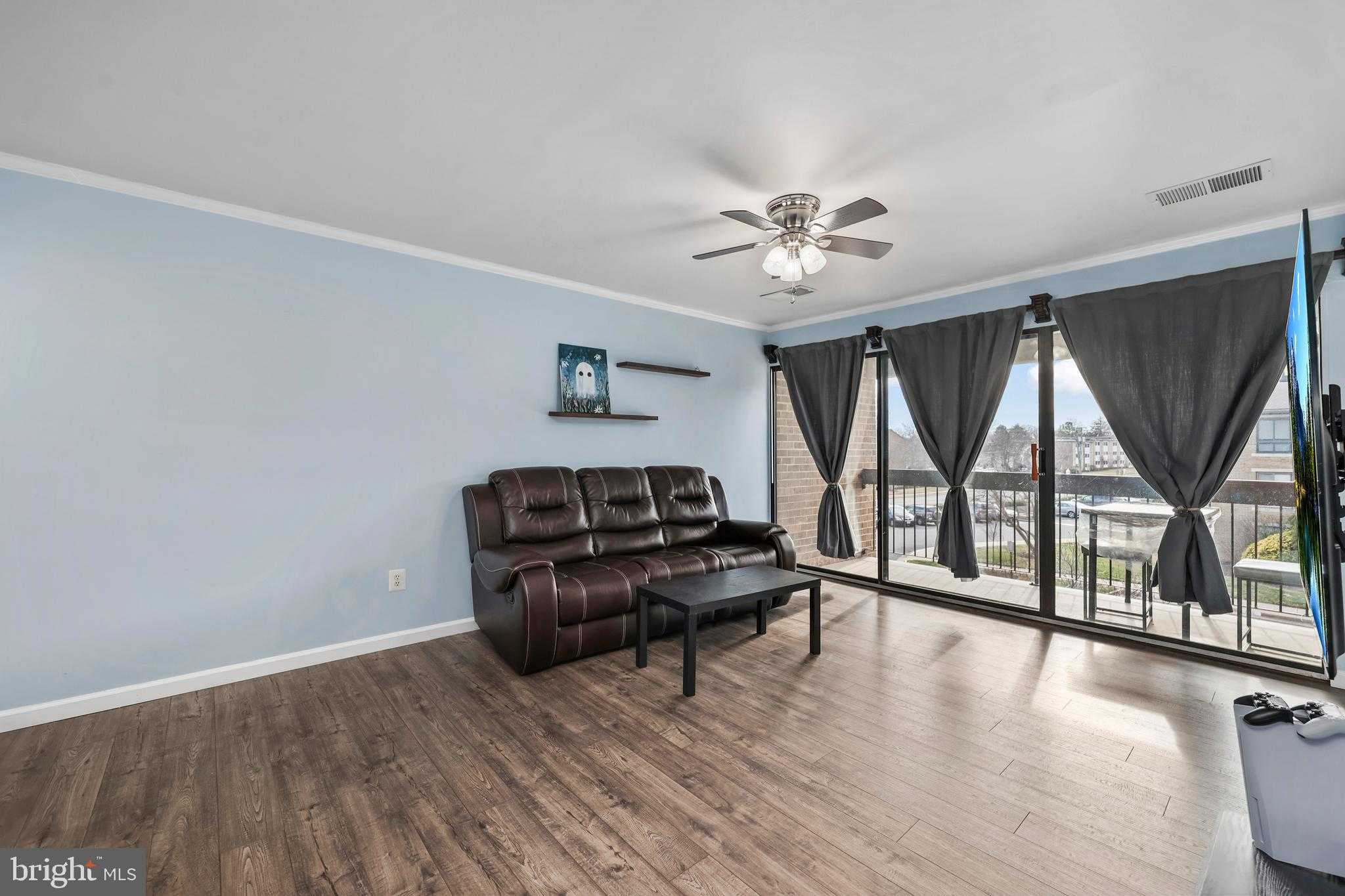 549 Florida Ave Apt 201 photo 8