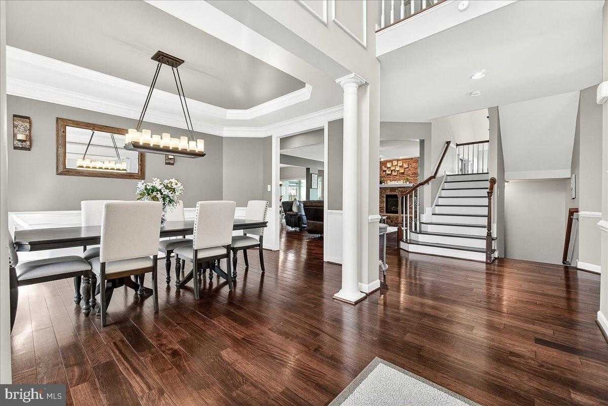 18250 Misty Acres Dr photo 7