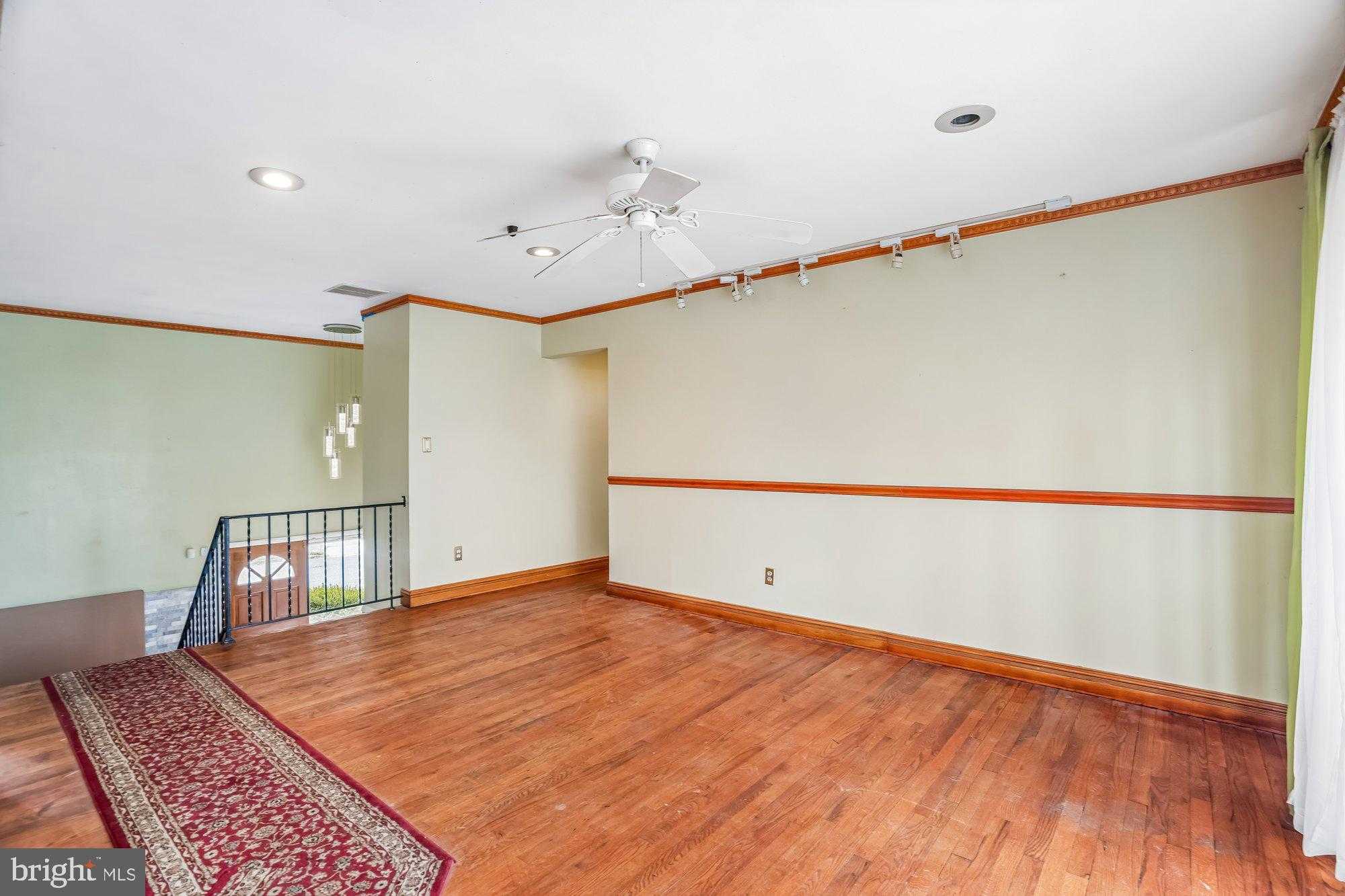 8004 Den Meade Ave photo 8