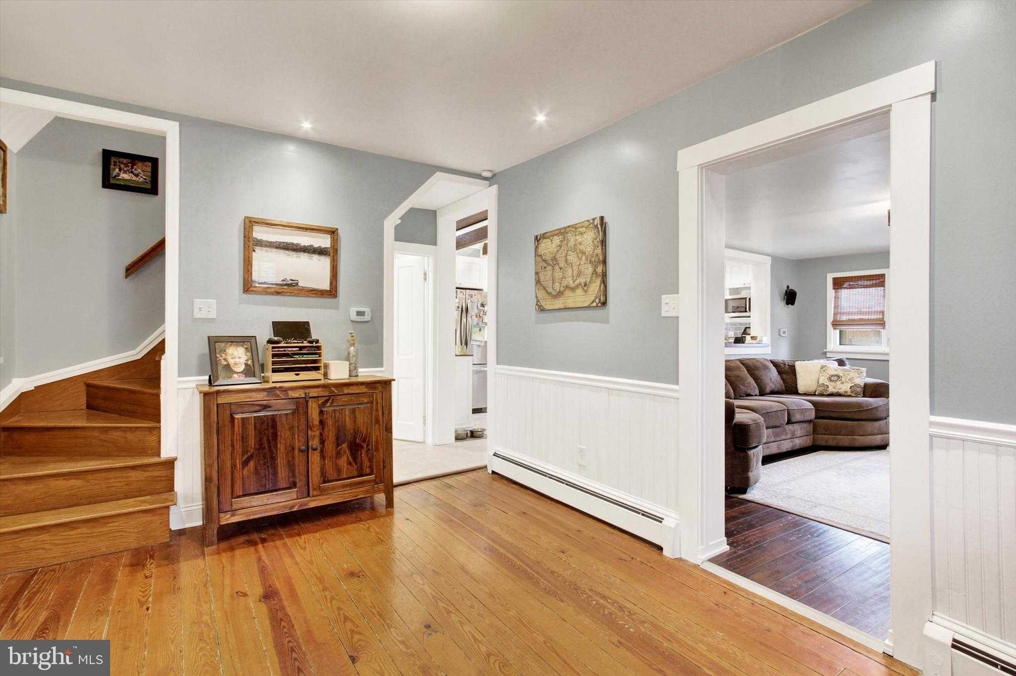 115 N Washington St photo 9