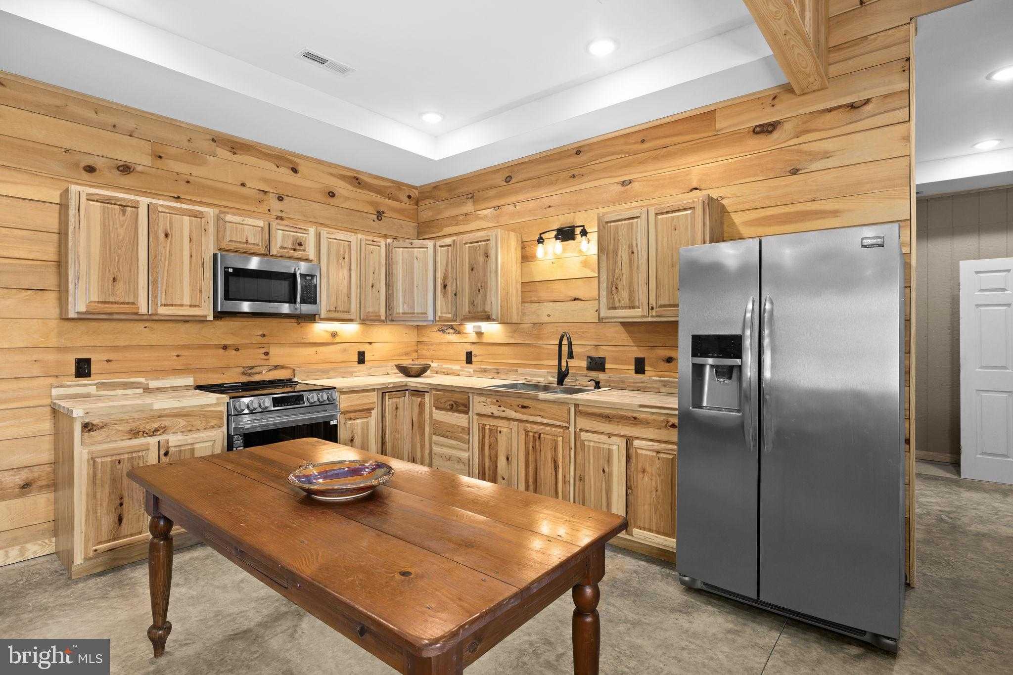 1815 Country Rd photo 49