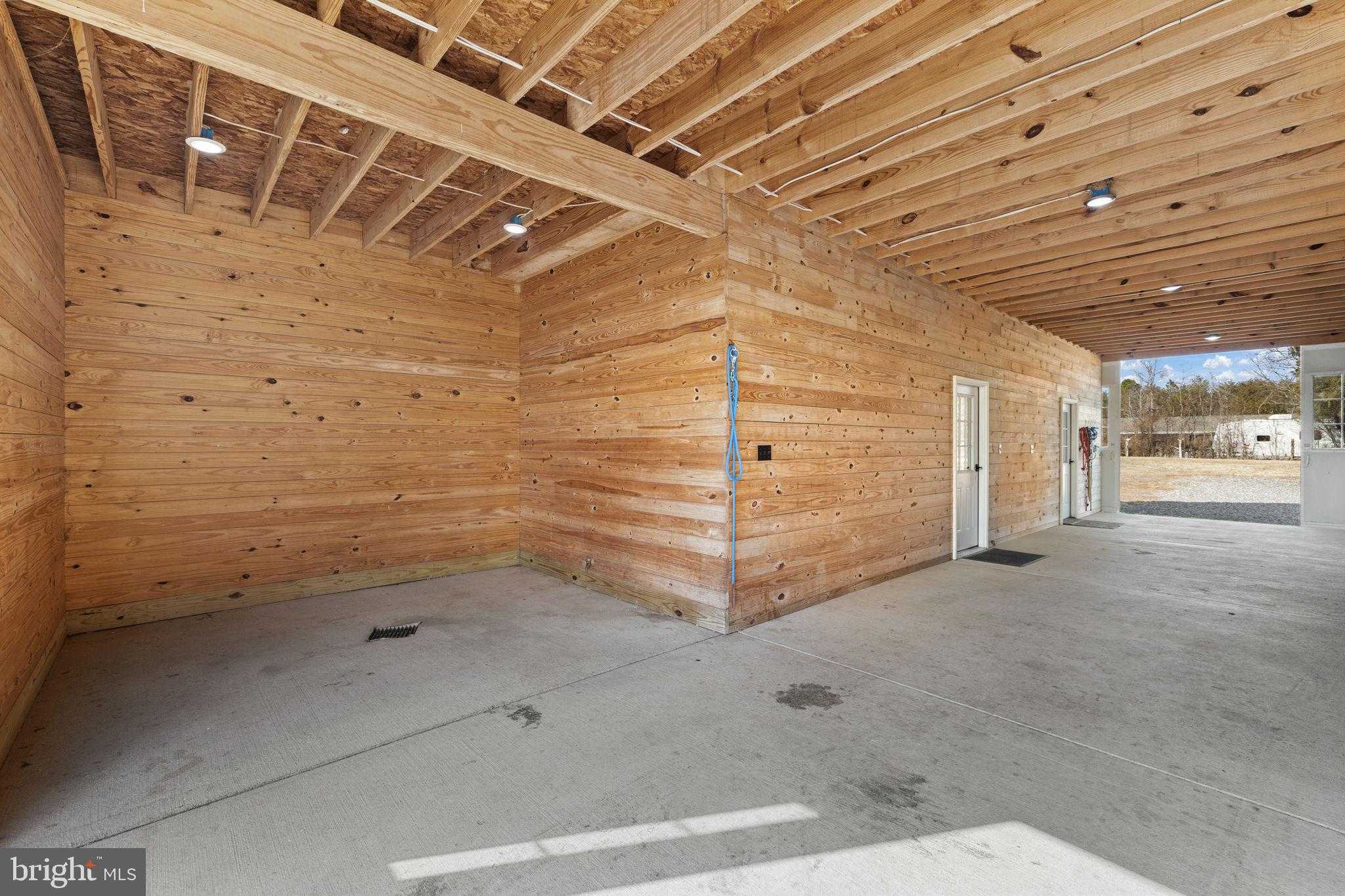 1815 Country Rd photo 62