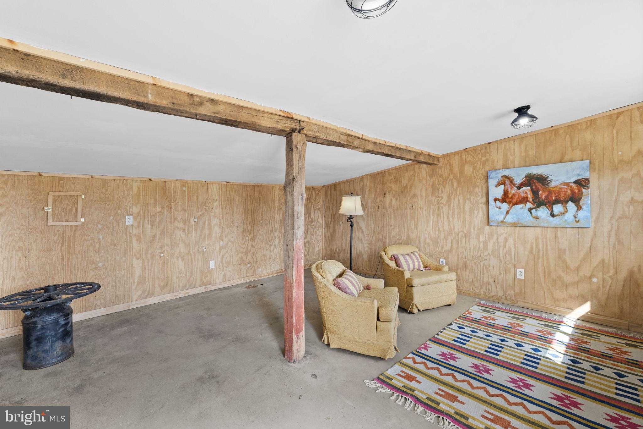 1815 Country Rd photo 79