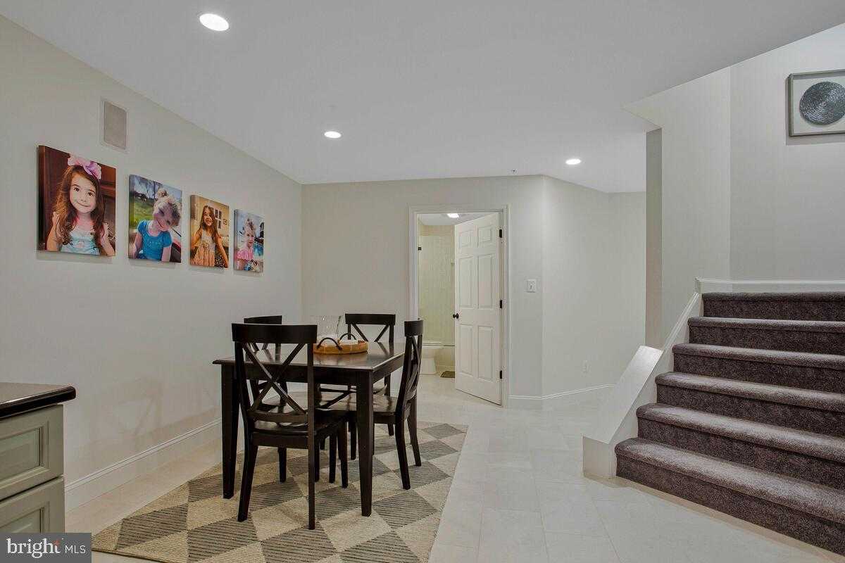 4240 Sweet Leaf Ln photo 43