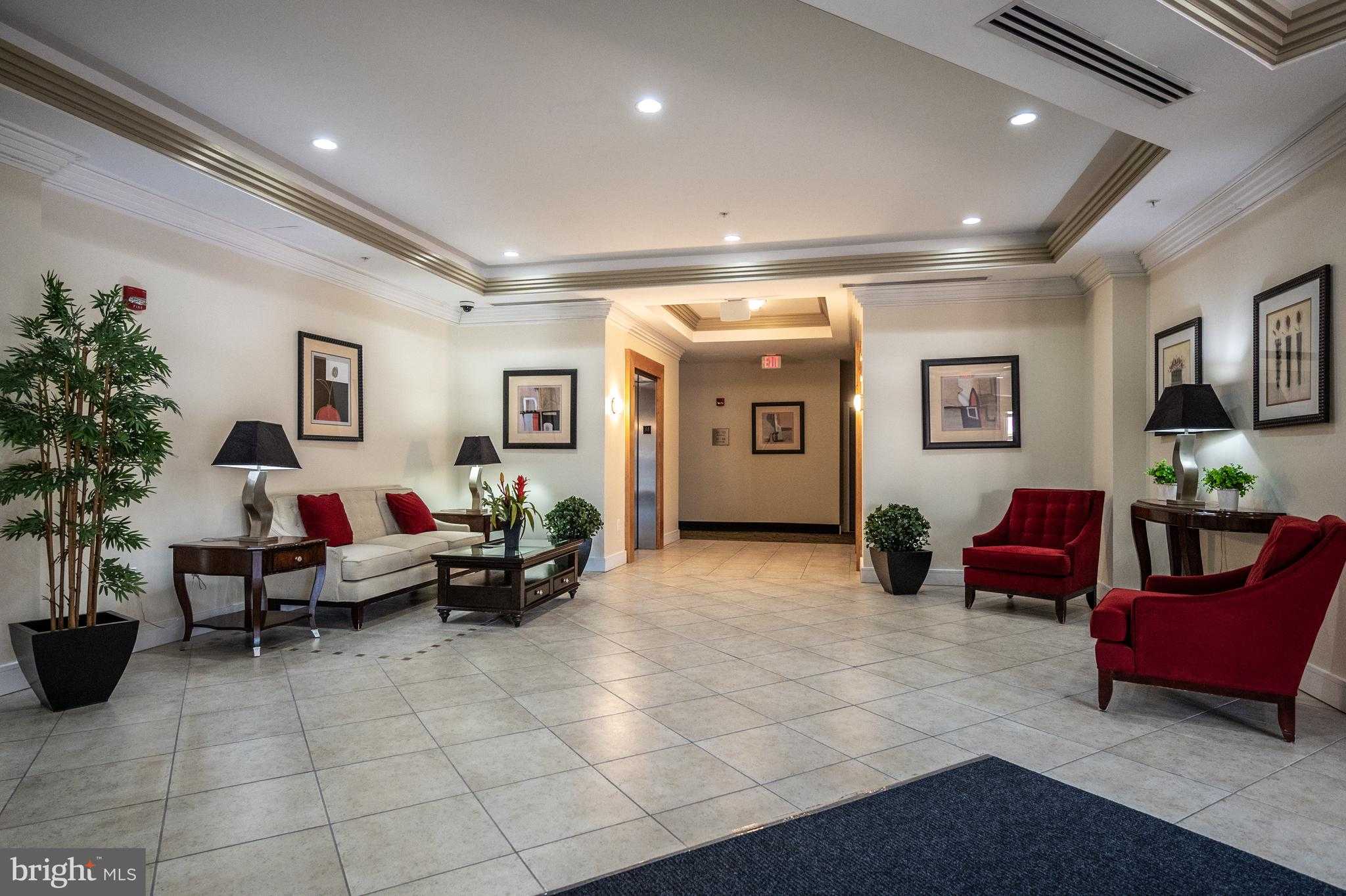 4480 Market Commons Dr Unit 715 photo 38