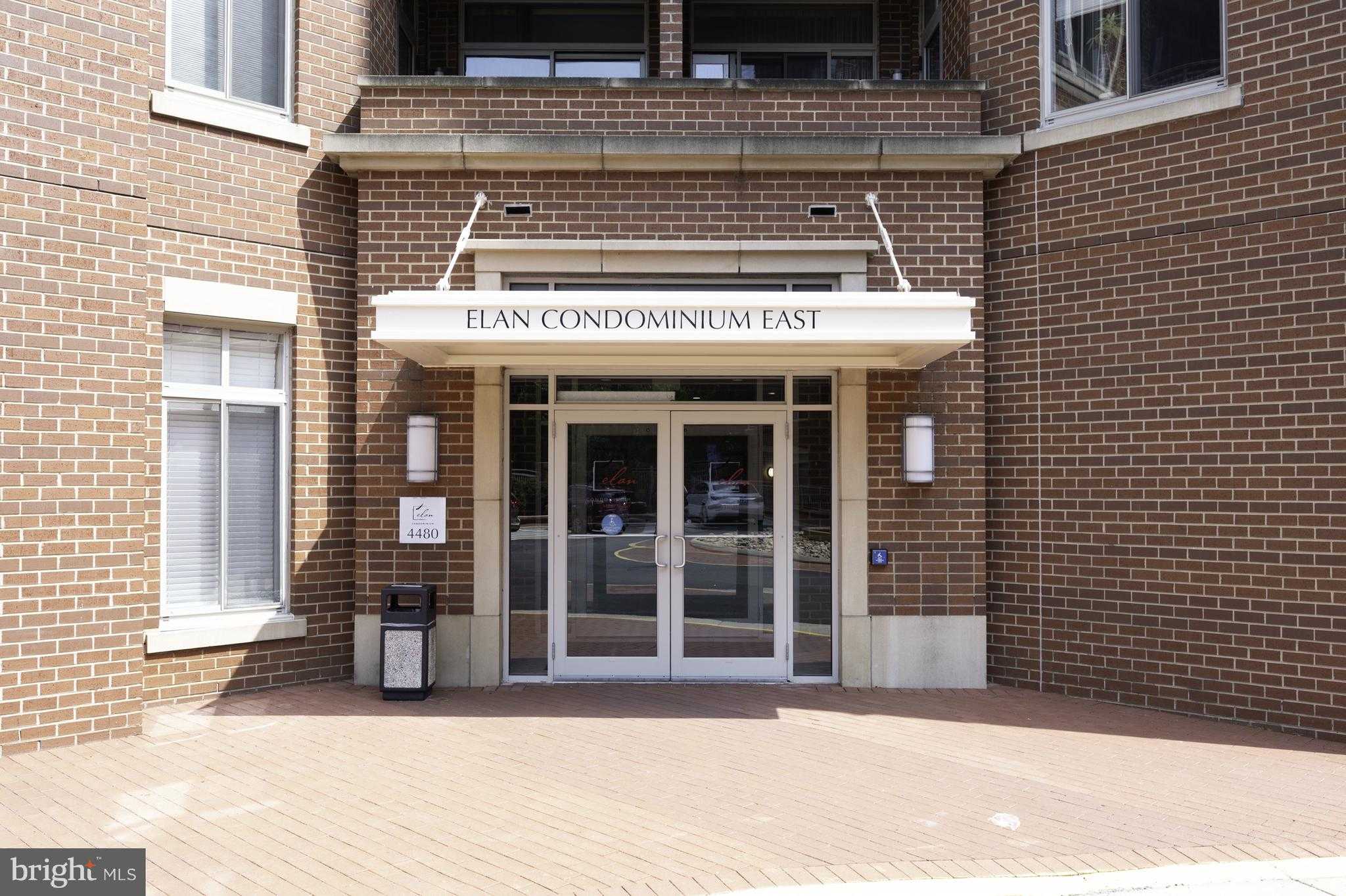 4480 Market Commons Dr Unit 715 photo 4