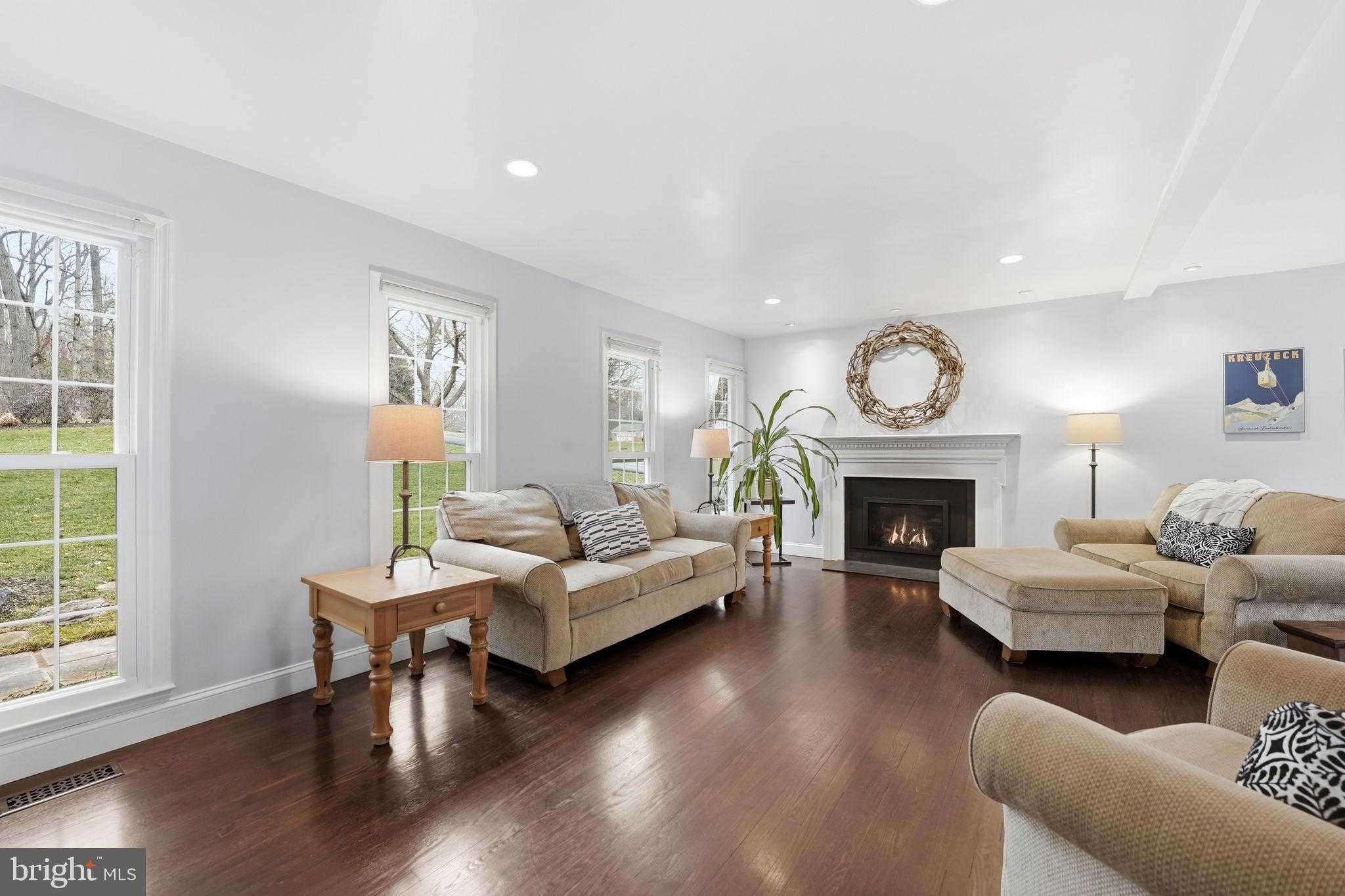 3214 Dominy CT photo 3