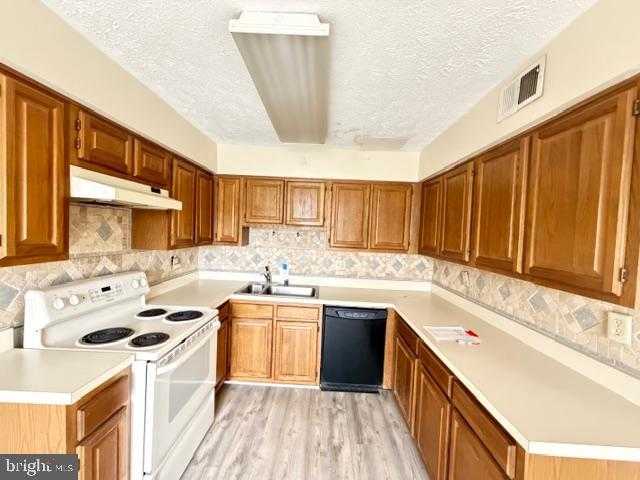 10515 Campus Way S photo 4