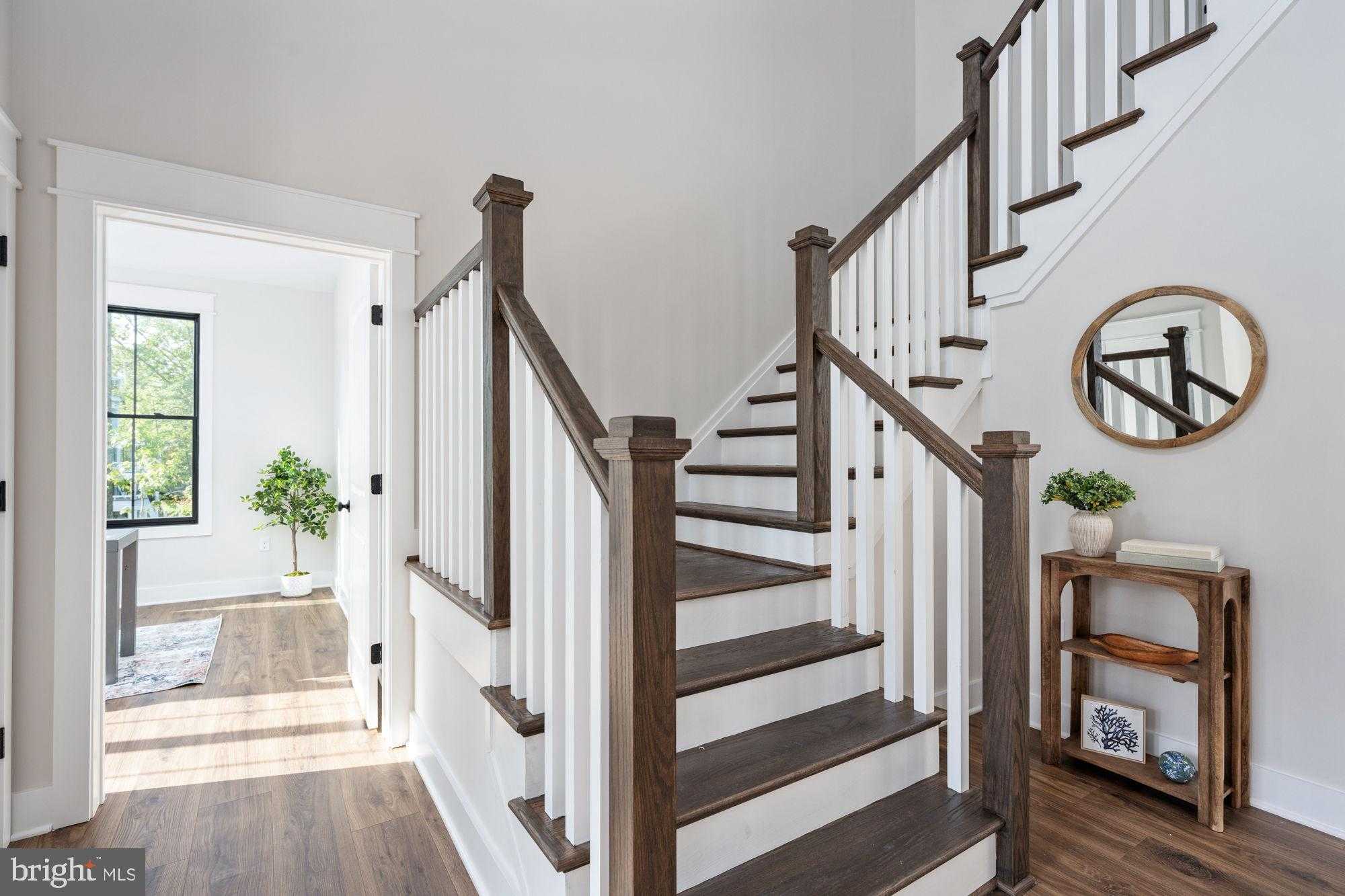 103 Wateredge Ln photo 5