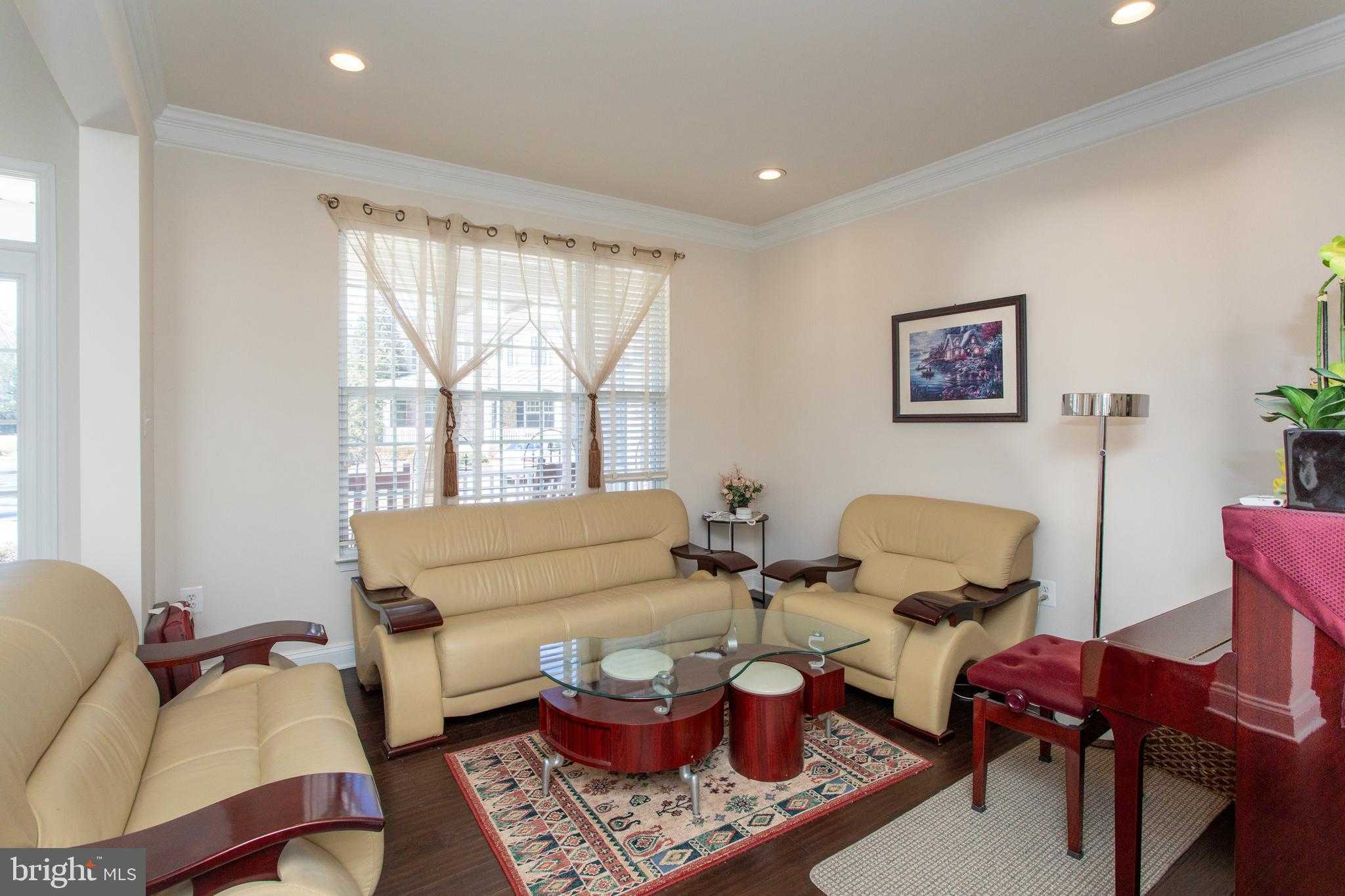 44144 Azalea CT photo 9