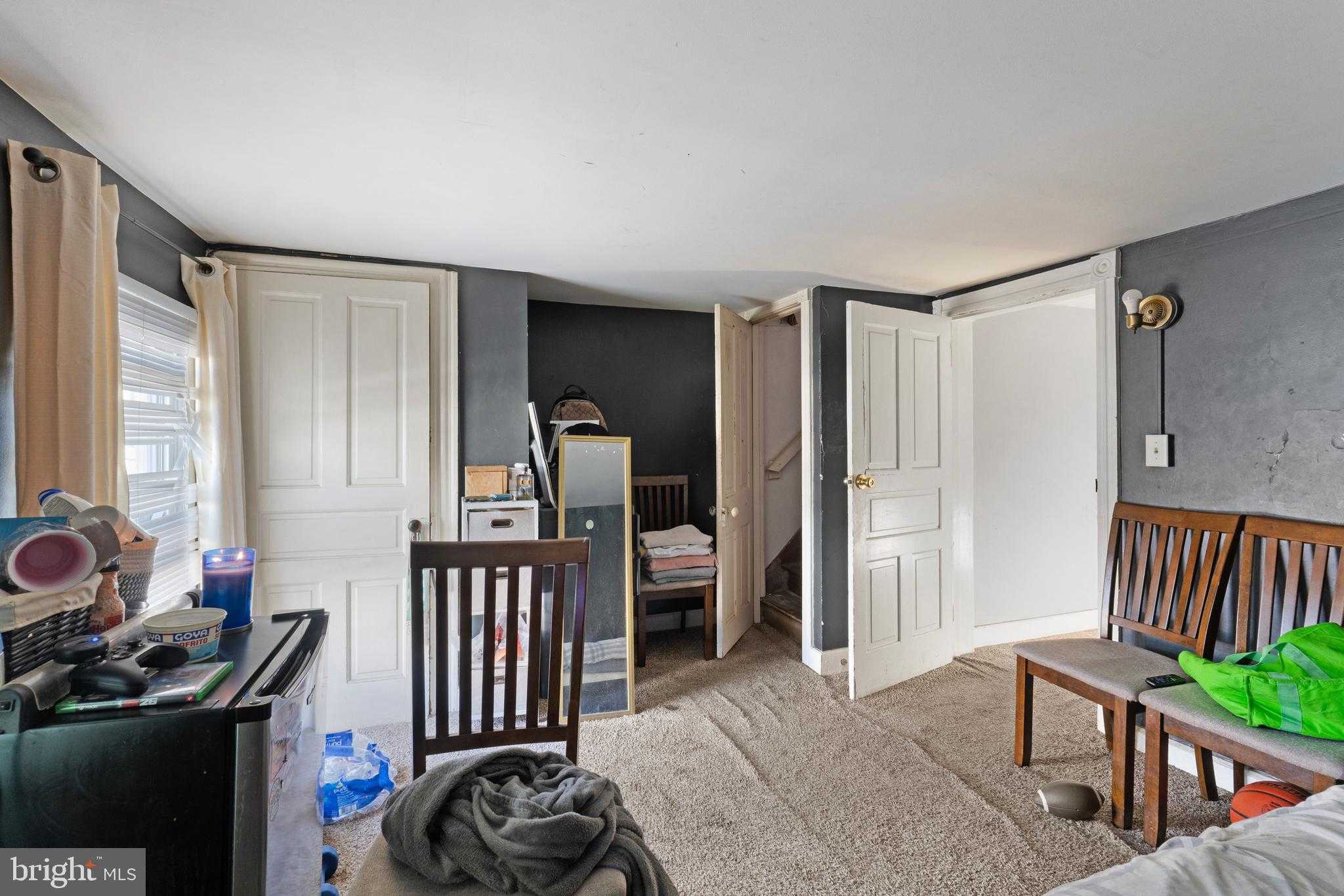 829 N New St photo 30