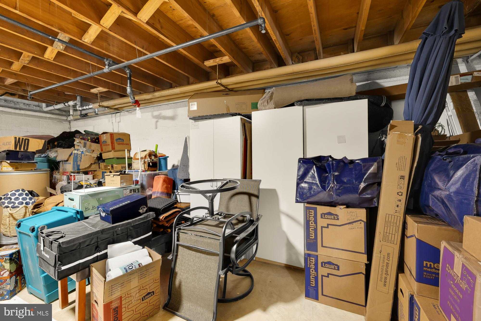 10661 Weymouth St photo 16