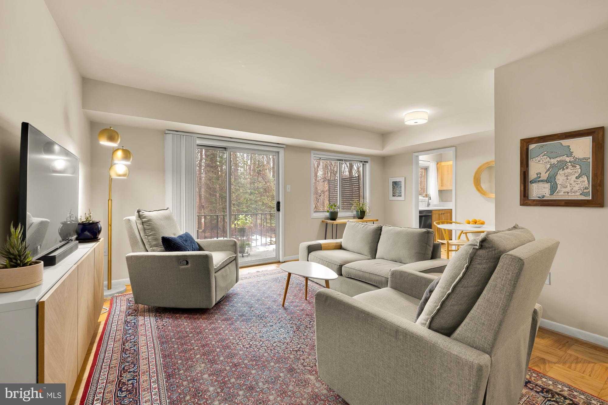 10661 Weymouth St photo 3