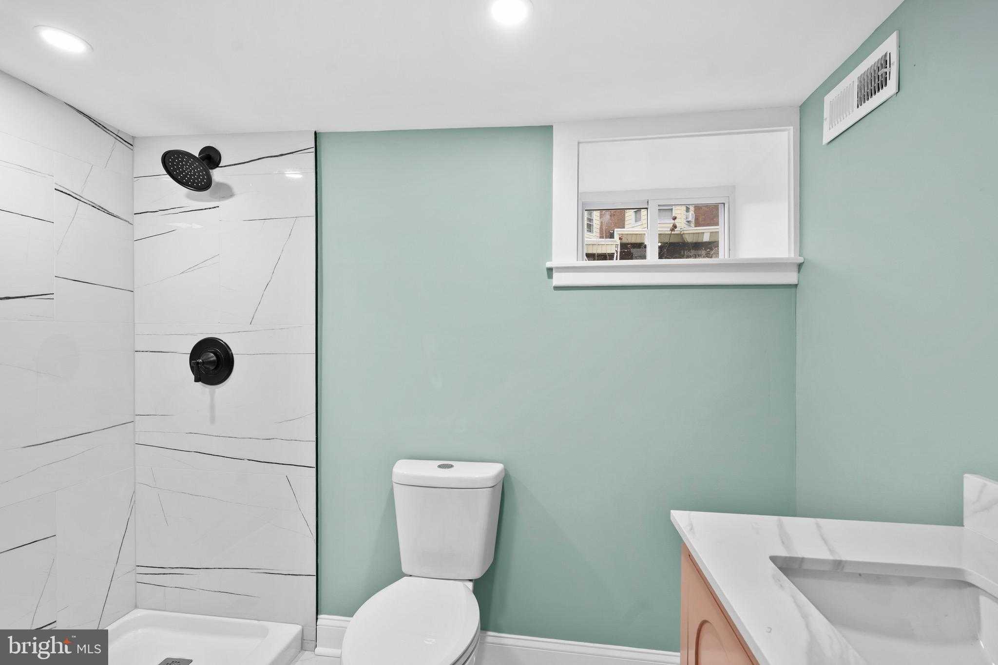 5611 Stewart St photo 22