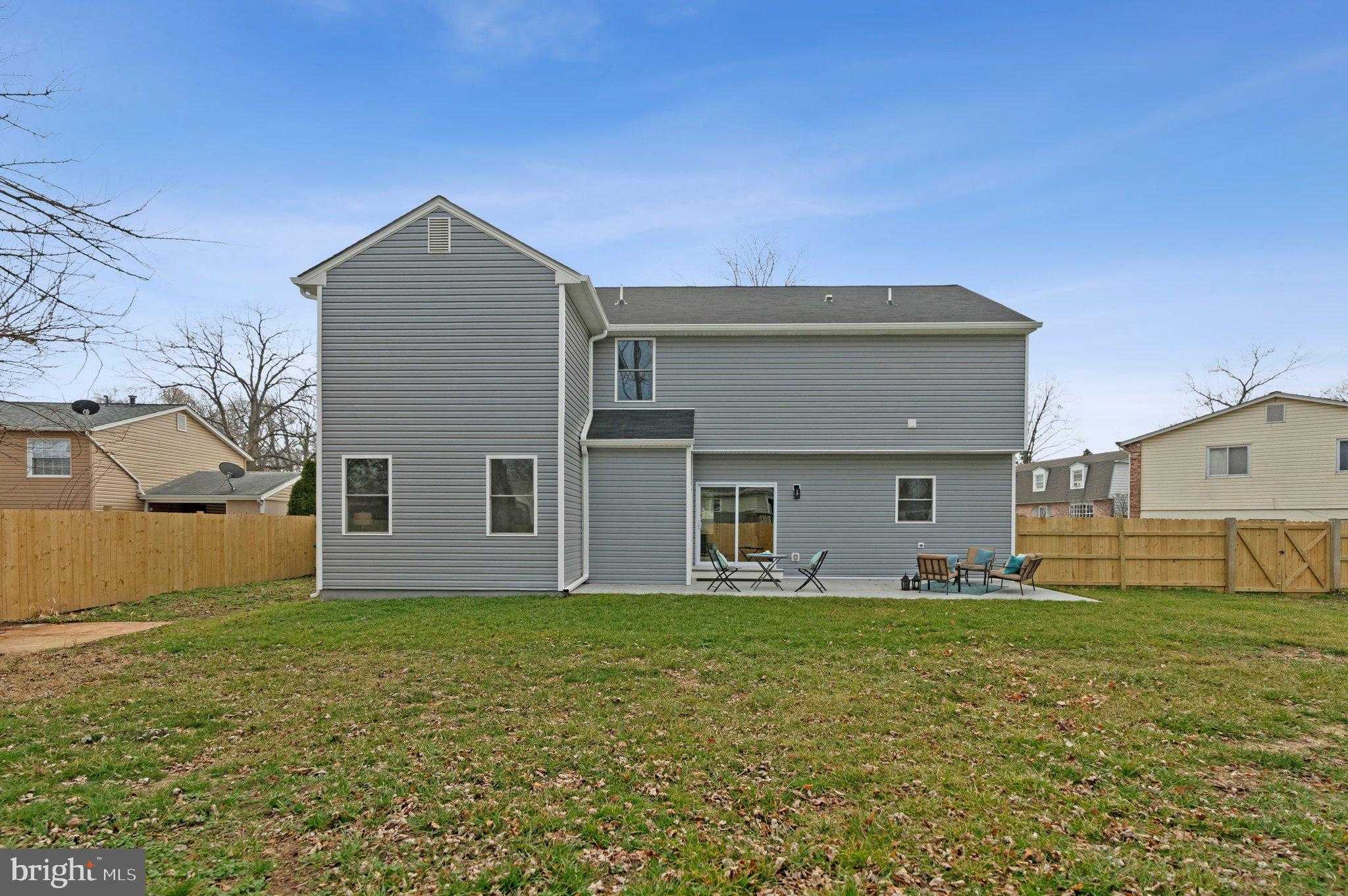 656 Stuart CT photo 45