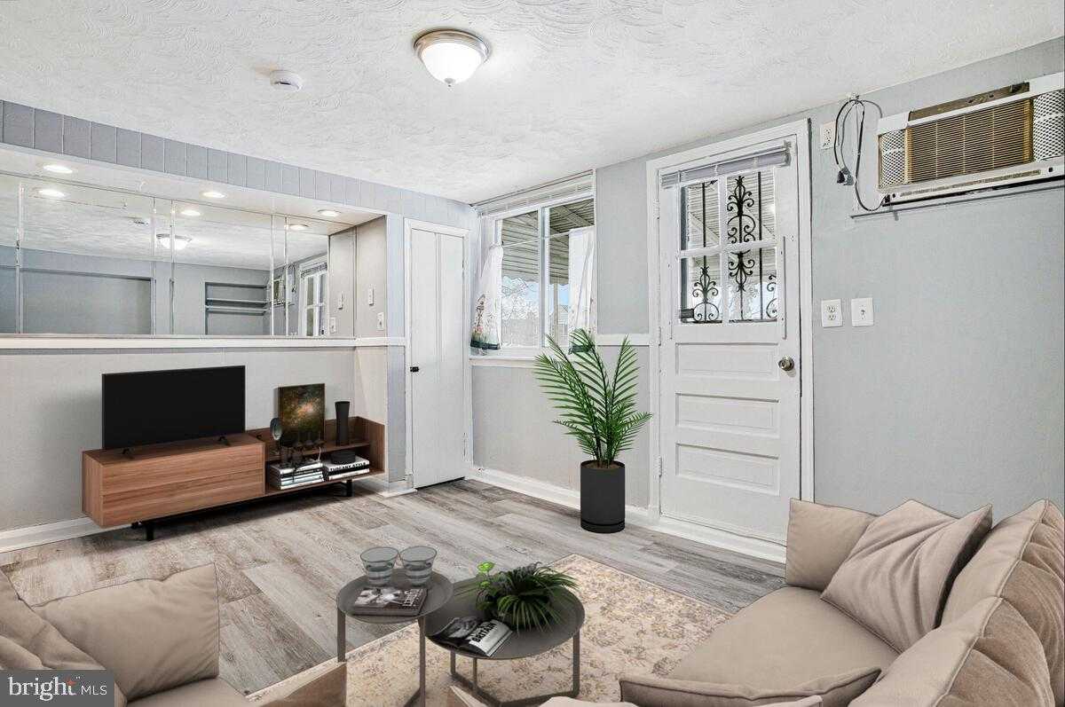 4004 Dudley Ave photo 5