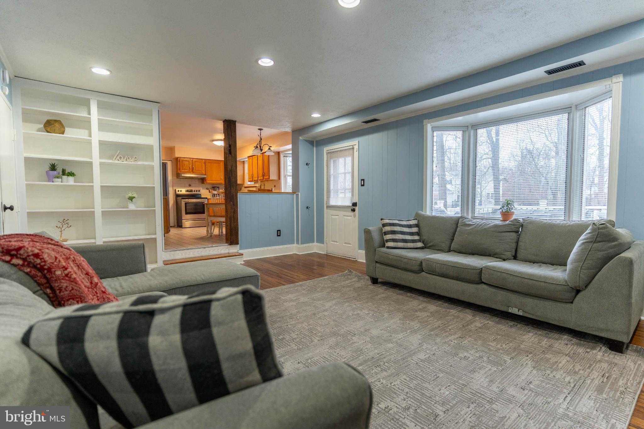 2732 Valley Woods Rd photo 9