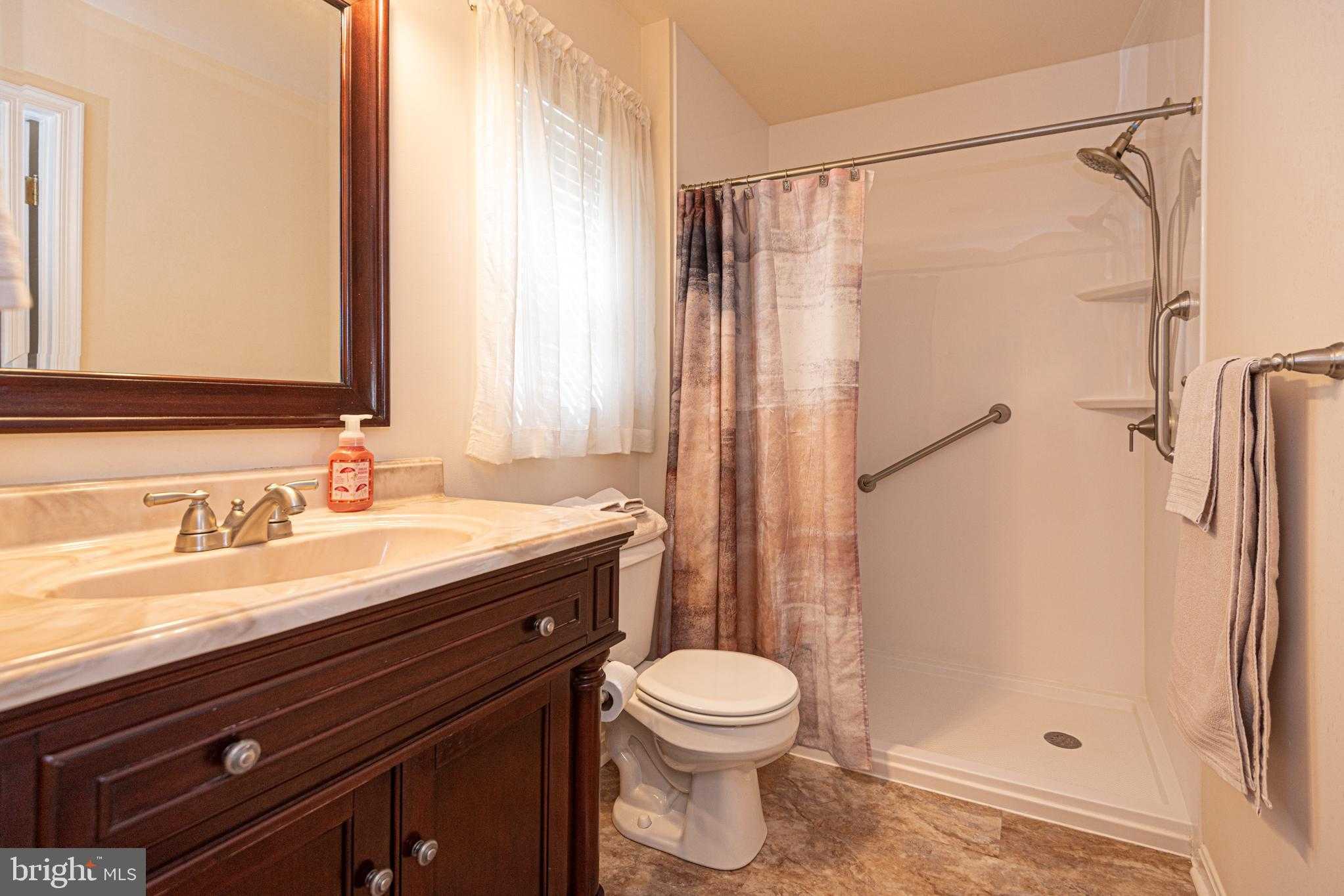 130 Boston Dr photo 29