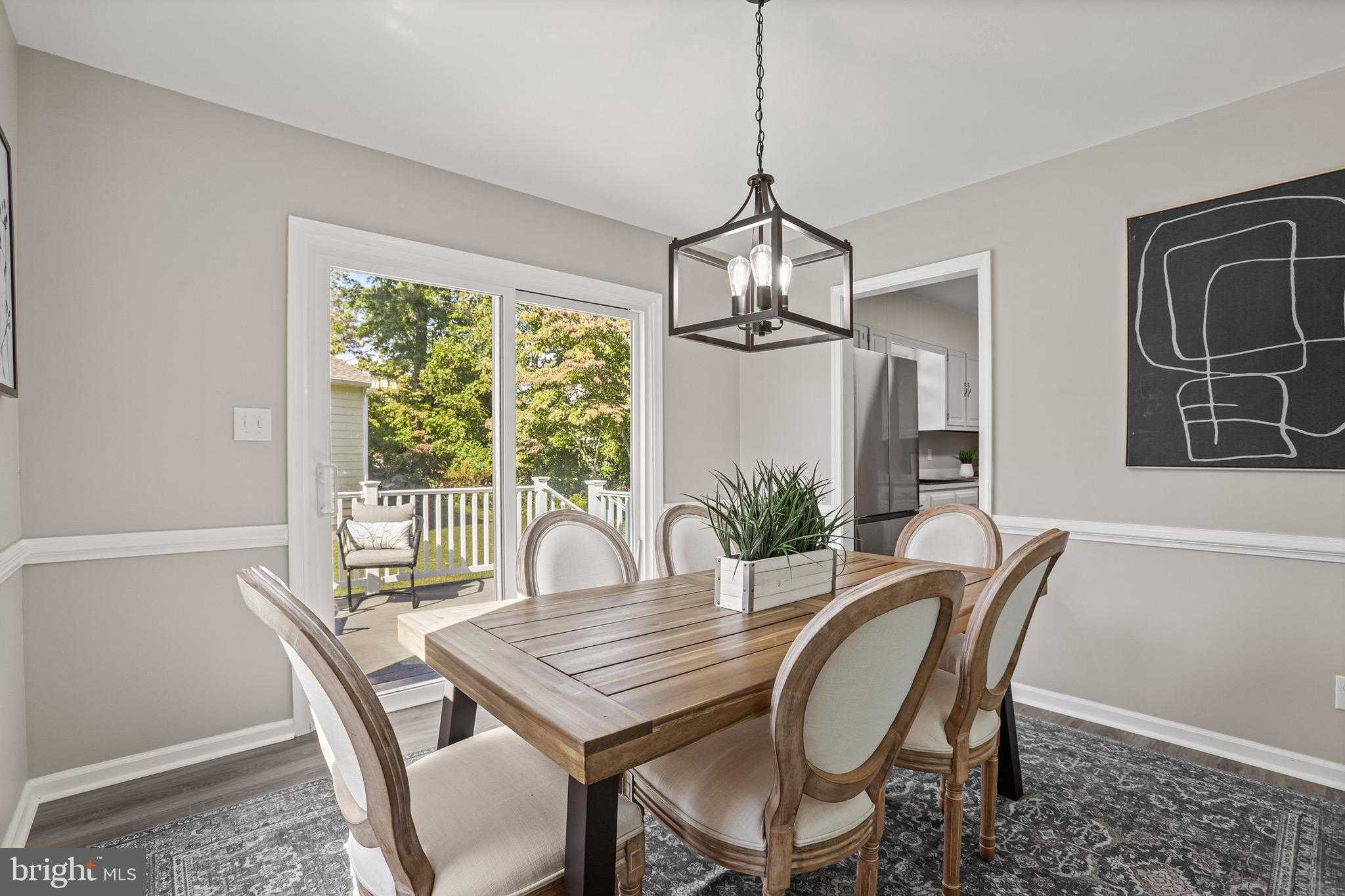 1247 S Glebe Rd photo 13