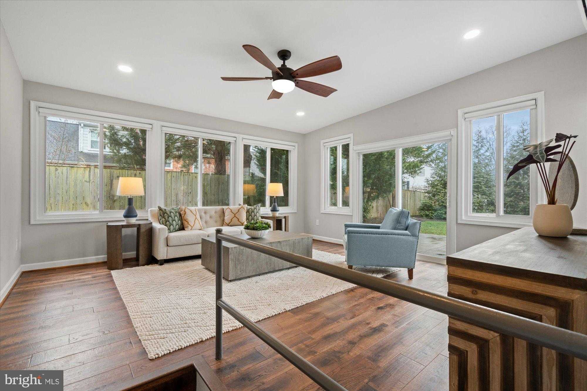 1017 Croton Dr photo 8