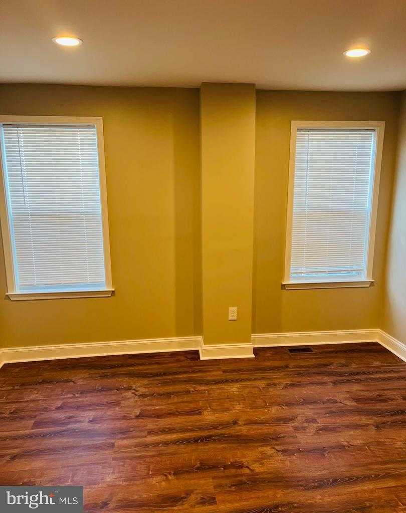 424 N Springfield Rd photo 7