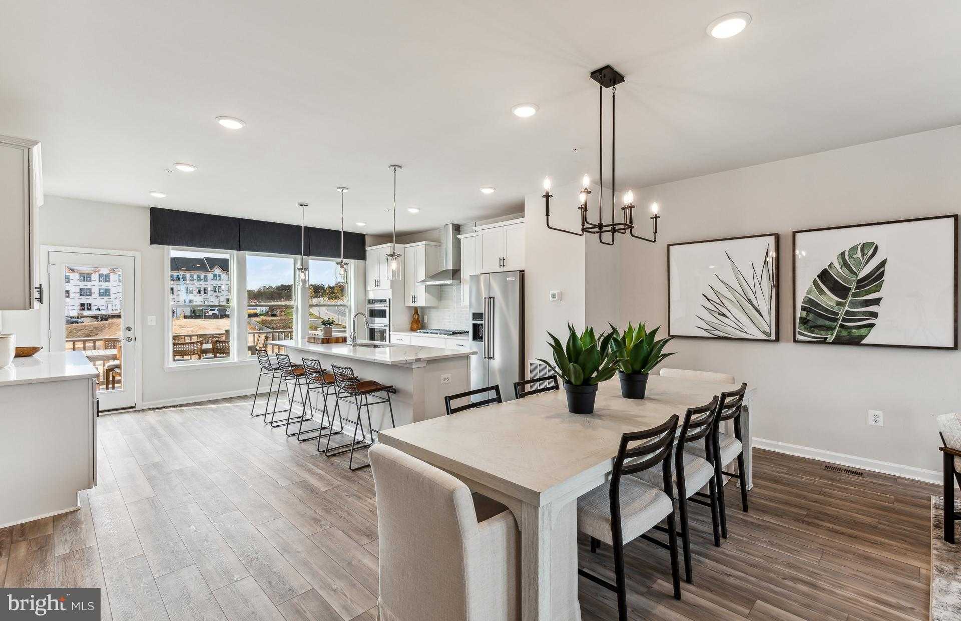 18304 Blythe Crossing Ter photo 3