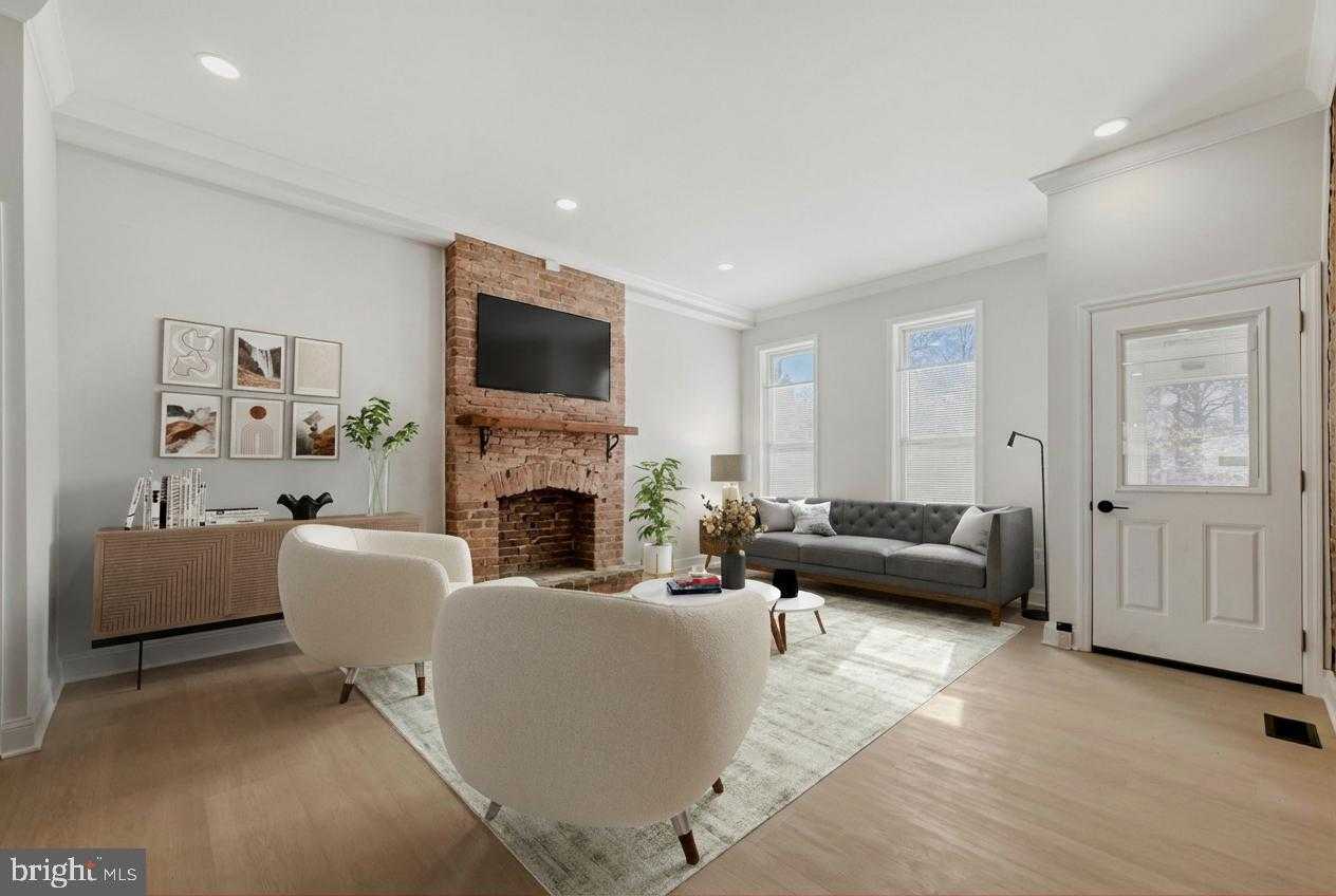 2328 E Baltimore St photo 6