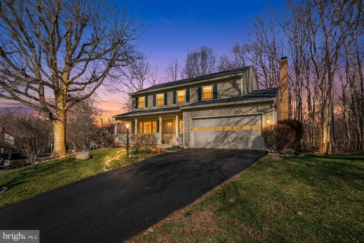 4458 Briton CT photo 4