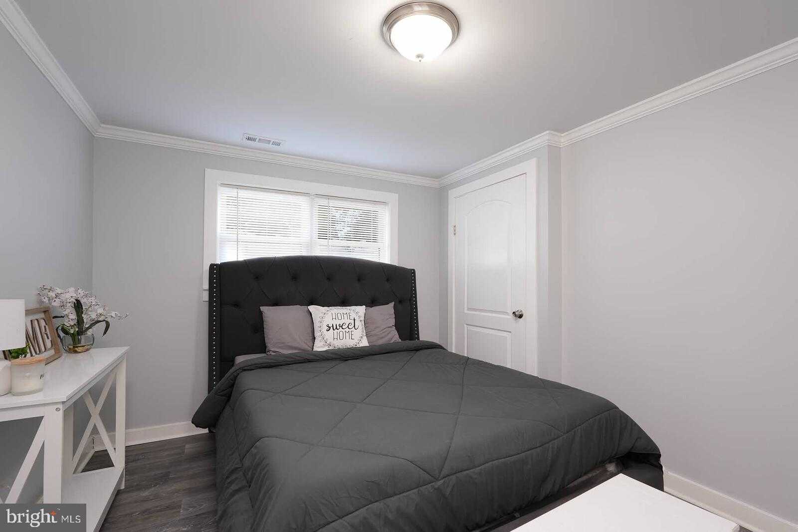 319 Sassafras Rd photo 36