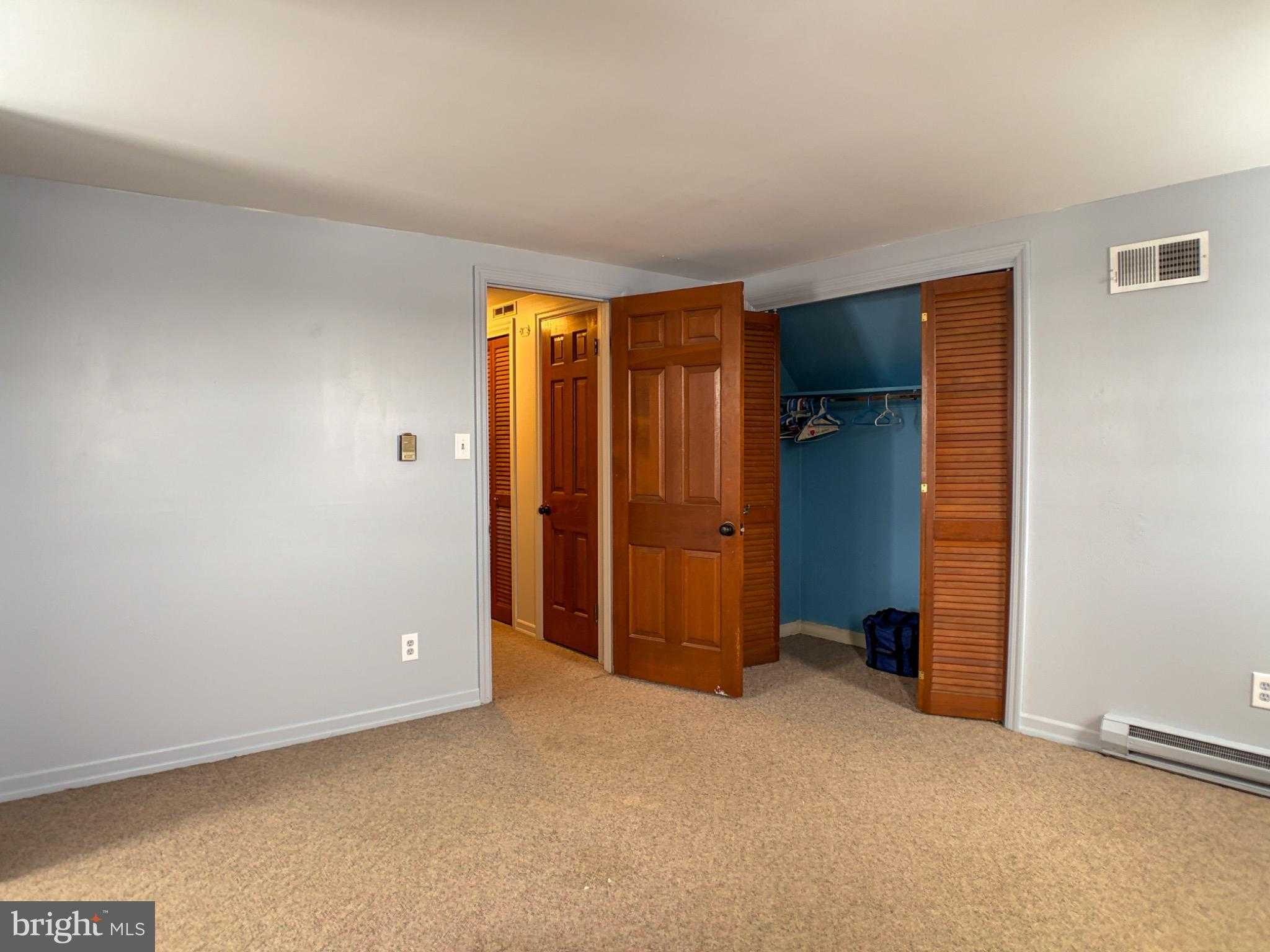 9 Lenker Ave photo 18