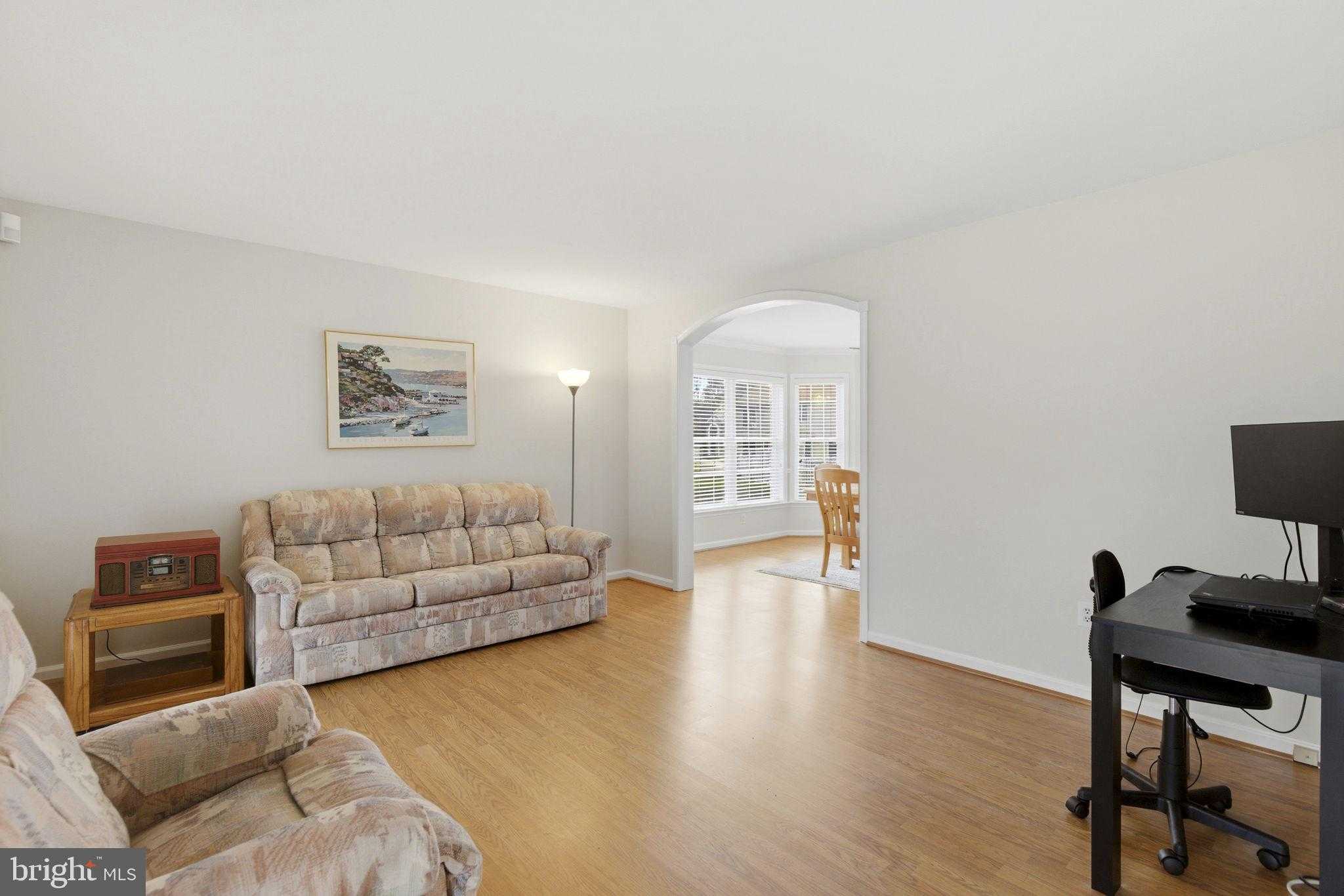 505 Kilkenny CT photo 2