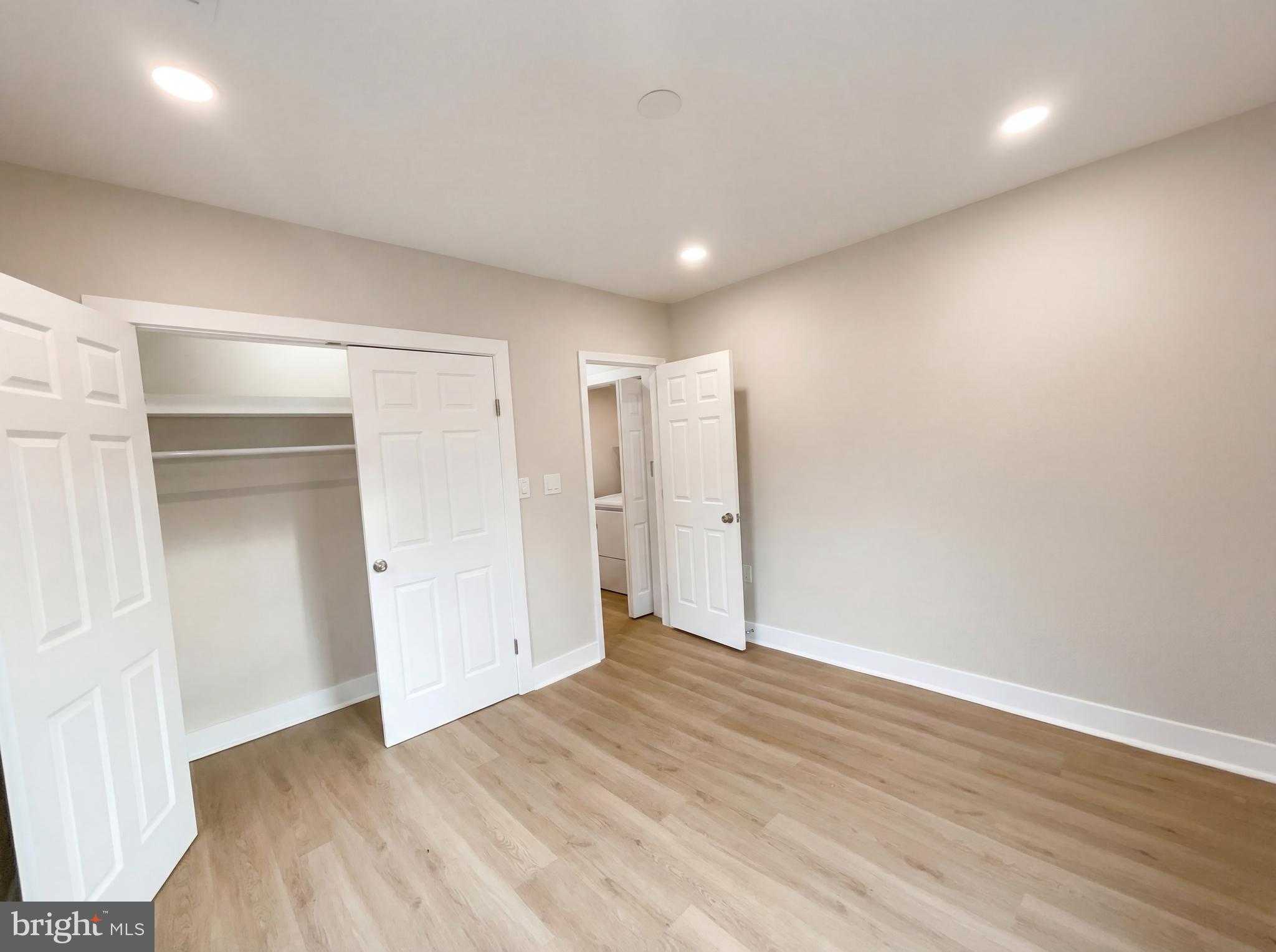 9204 Douglas St photo 29