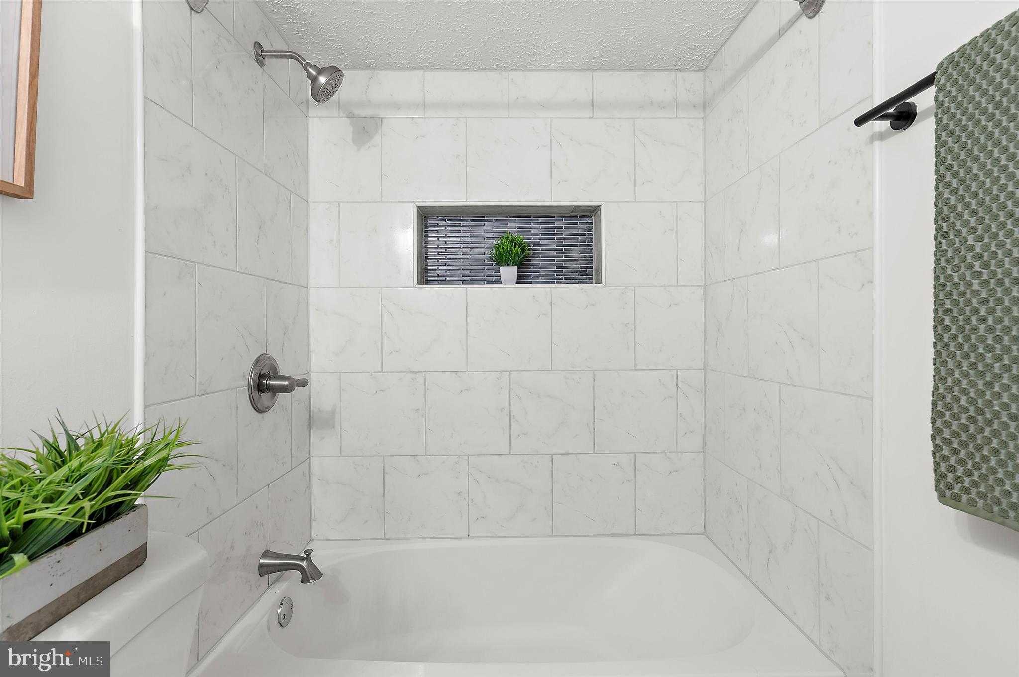 604 Elfin Ave photo 42