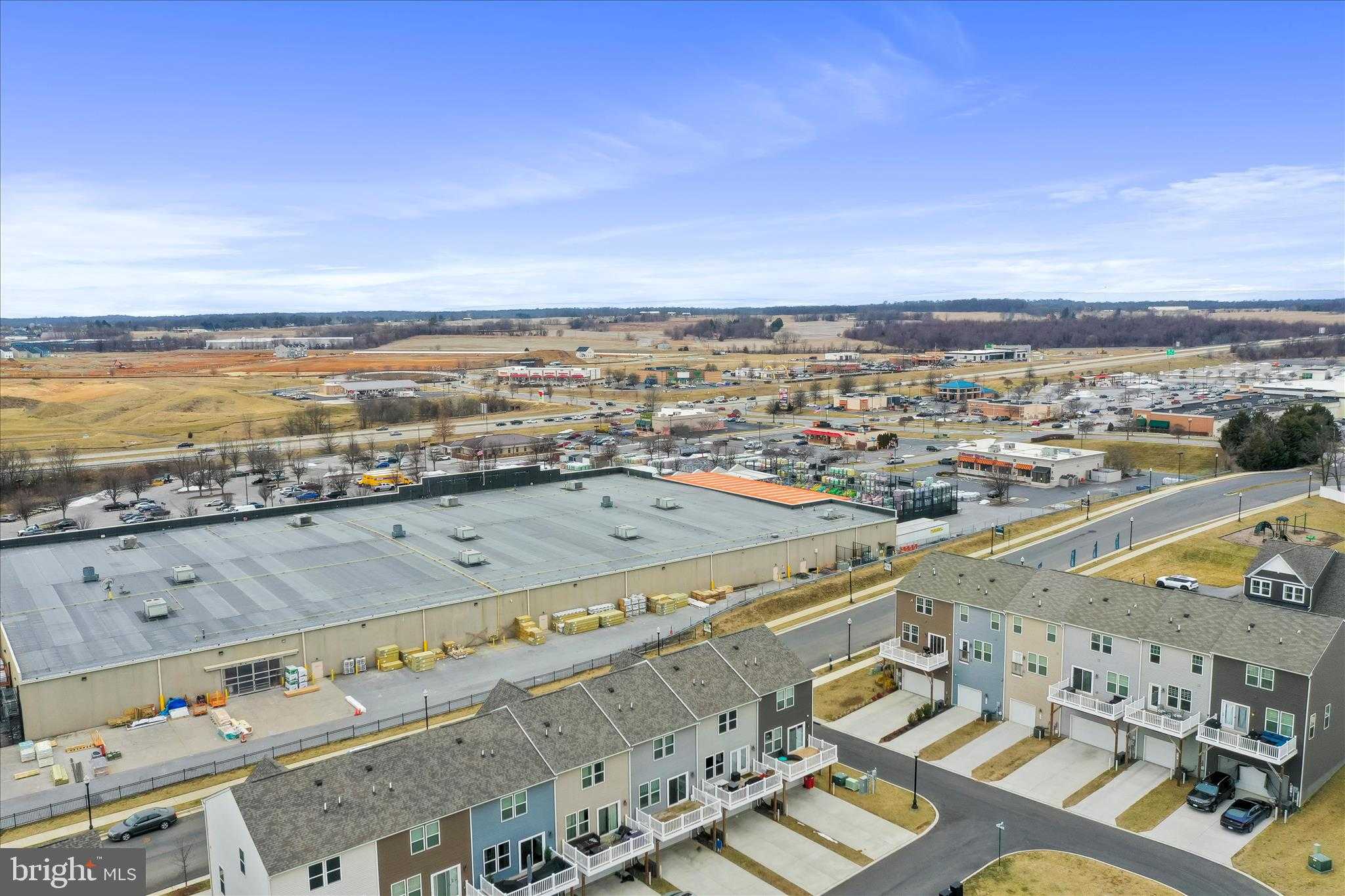 135 Presidents Pointe Ave photo 39