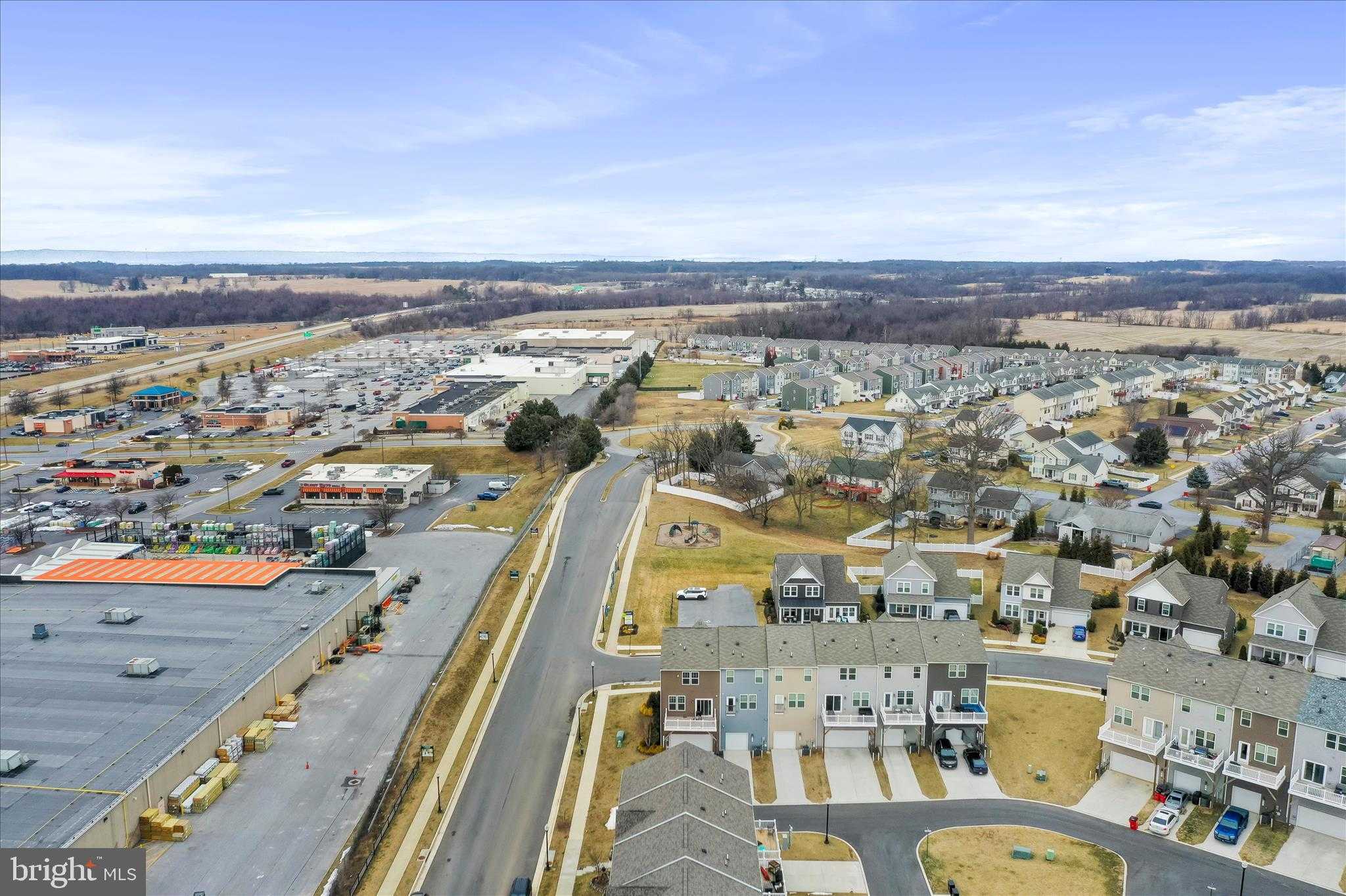 135 Presidents Pointe Ave photo 43