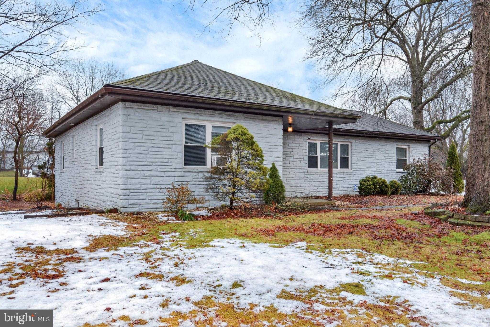 1343 Church Rd photo 28