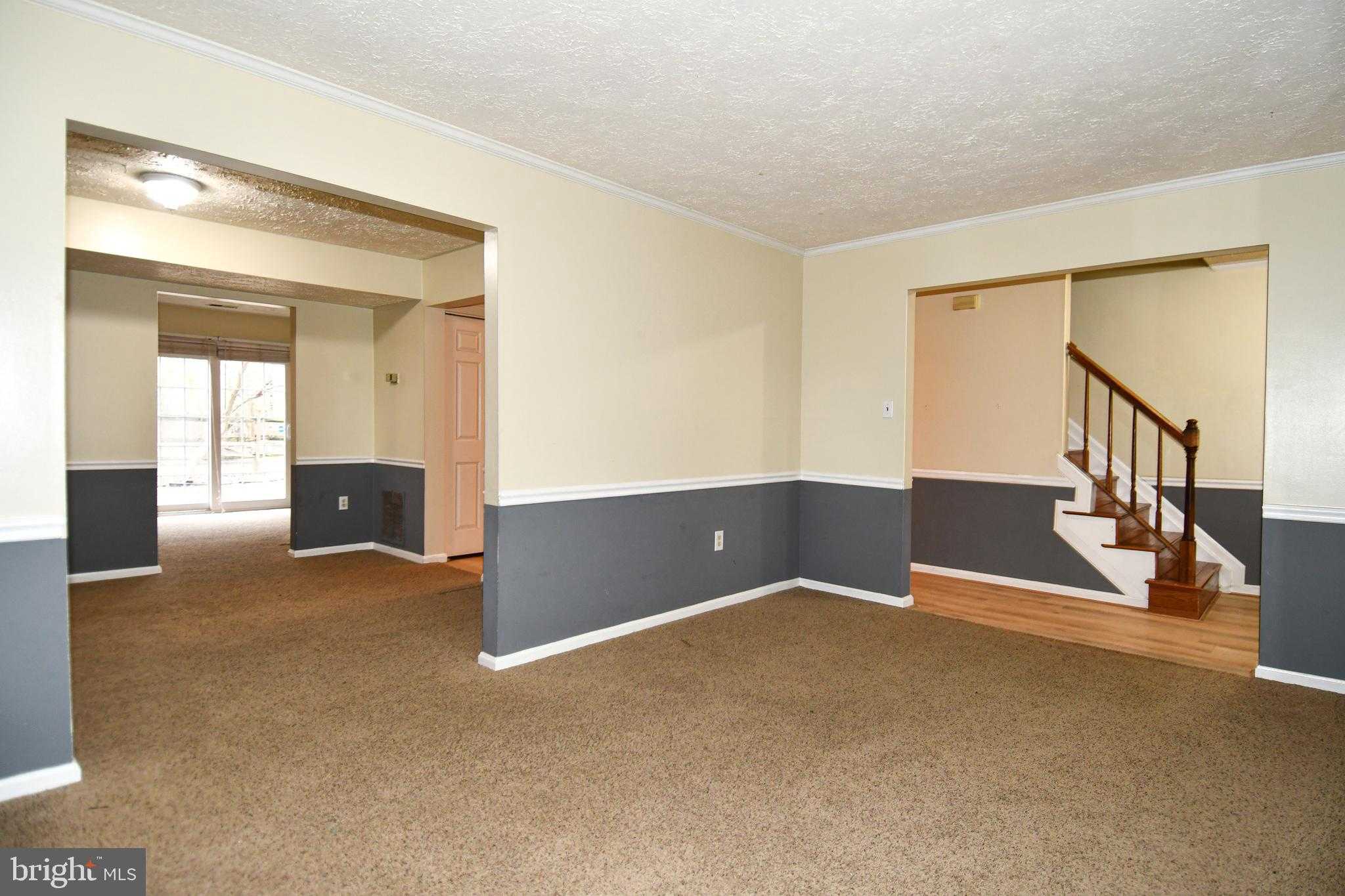 6724 Dolphin CT photo 16