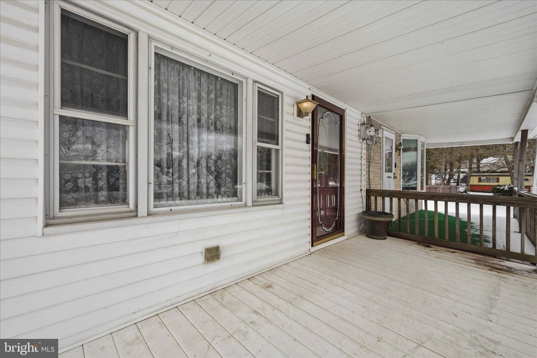 409 Roosevelt Dr photo 6