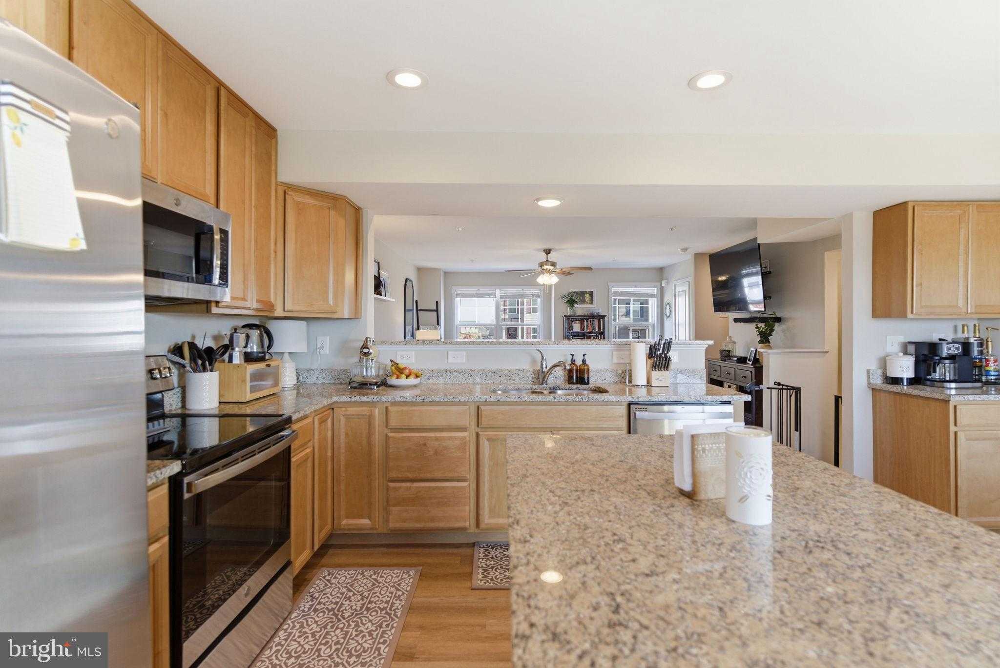 125 Carnes Way photo 11