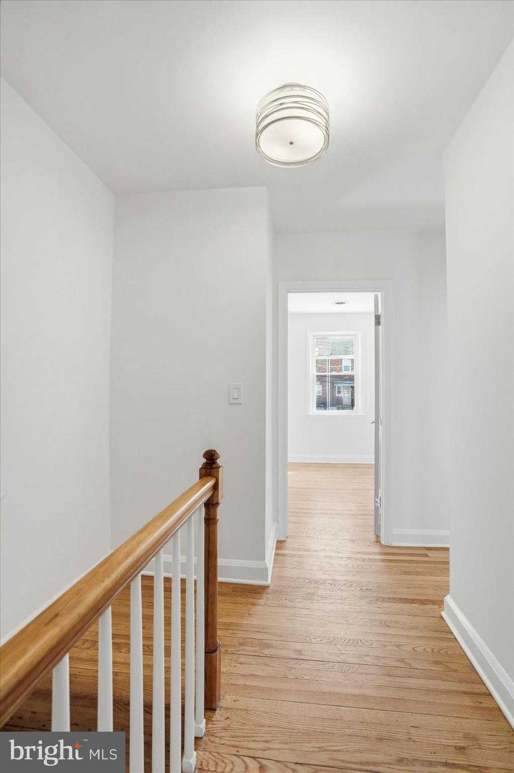 5819 Leith Walk photo 26