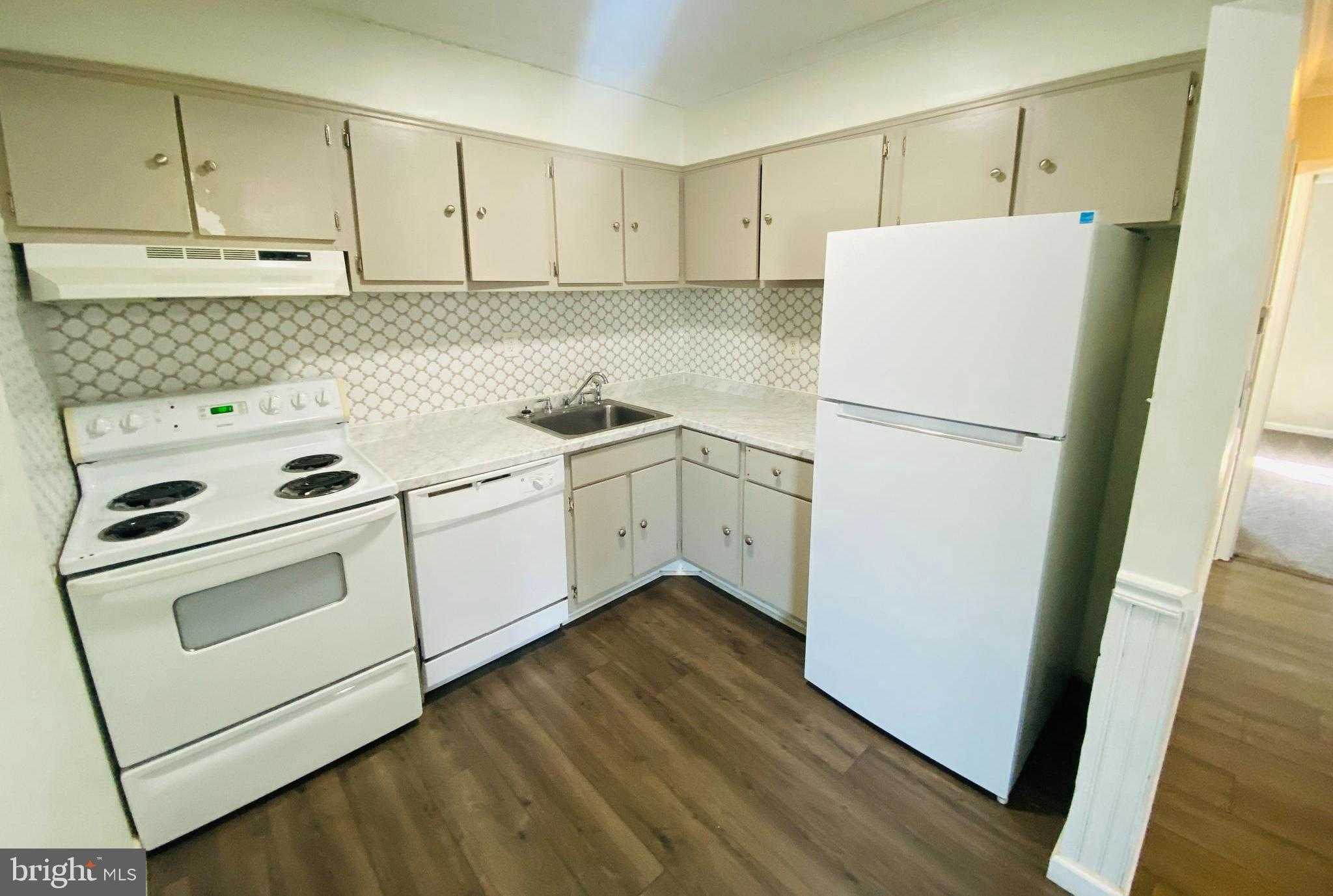 1028 Adams Ave Apt 3b photo 11