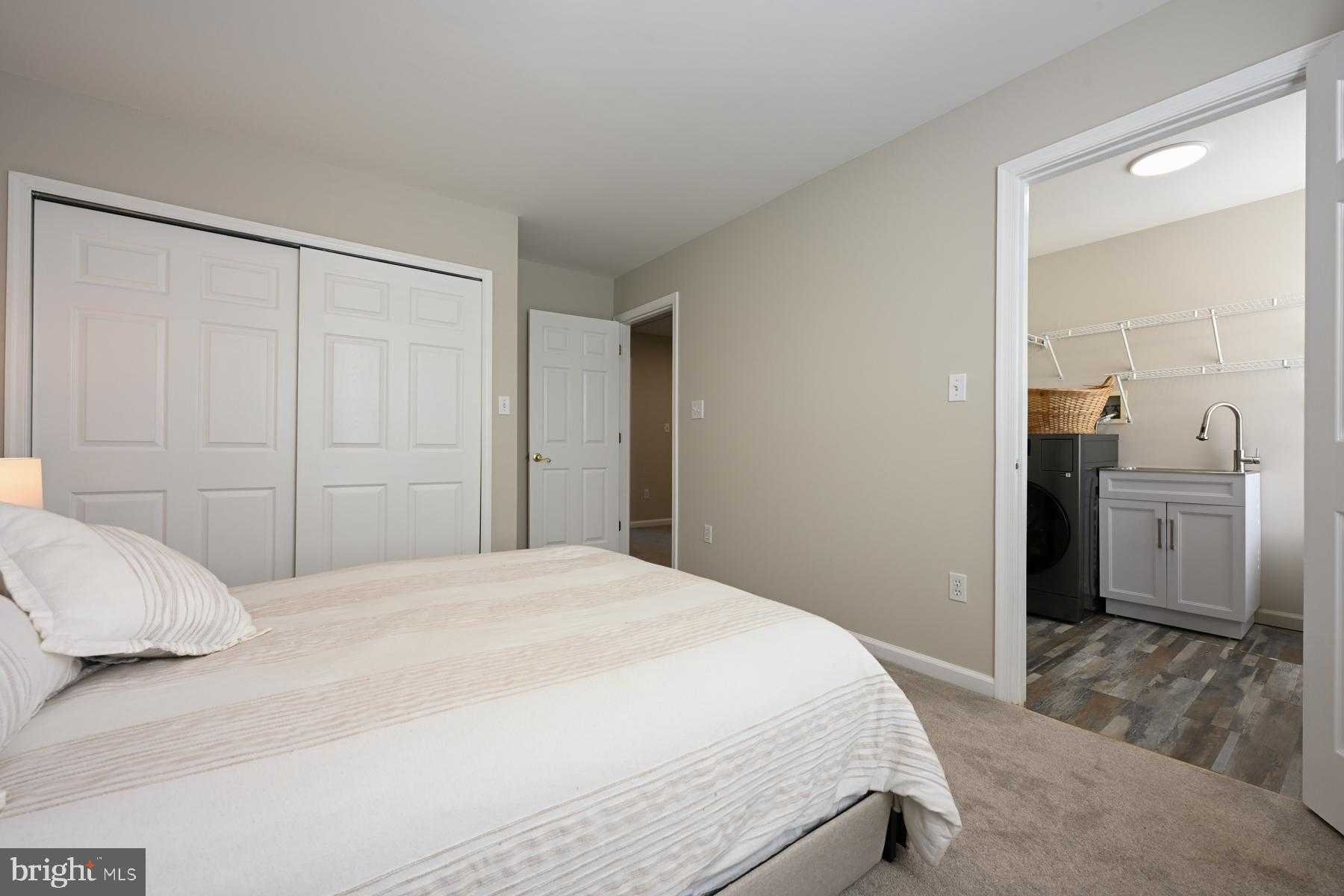 3476 S River Ter photo 44