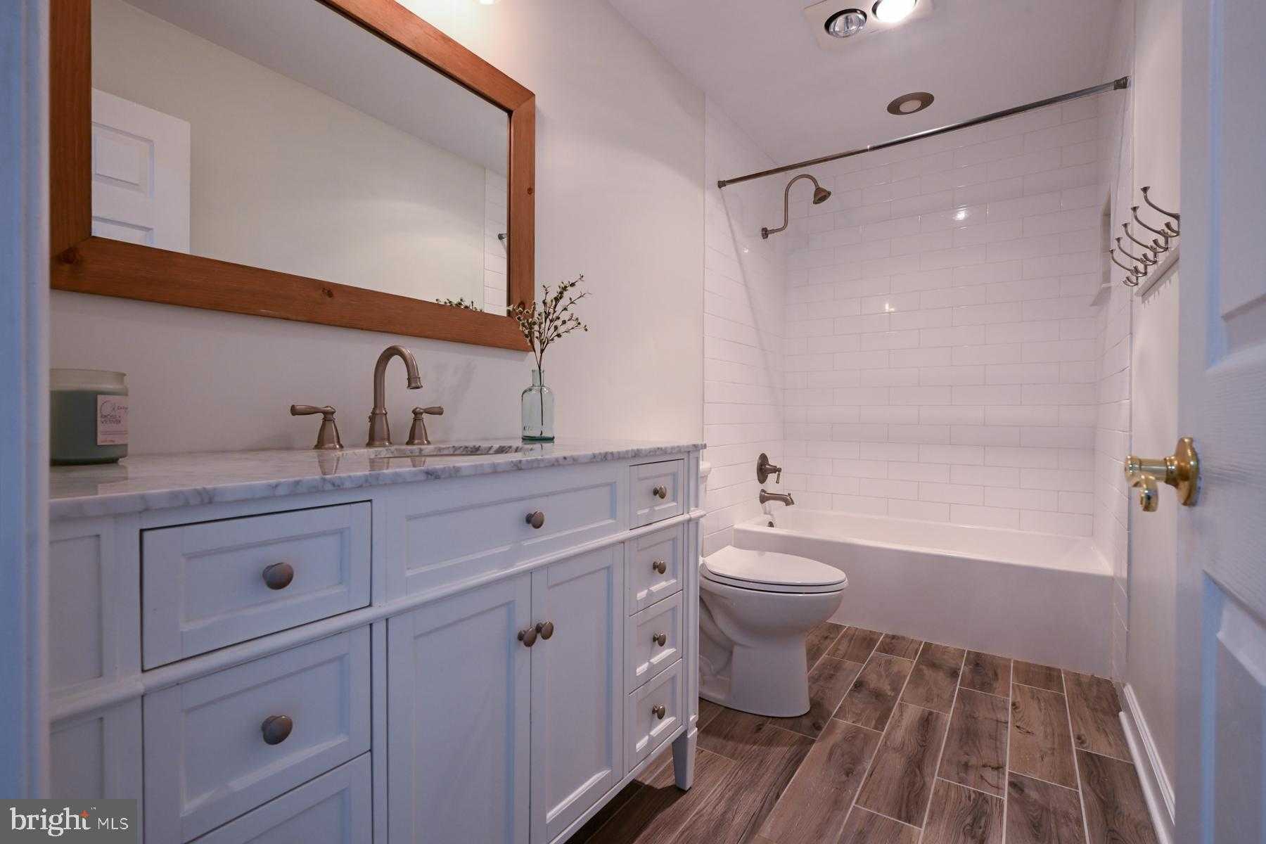 3476 S River Ter photo 46