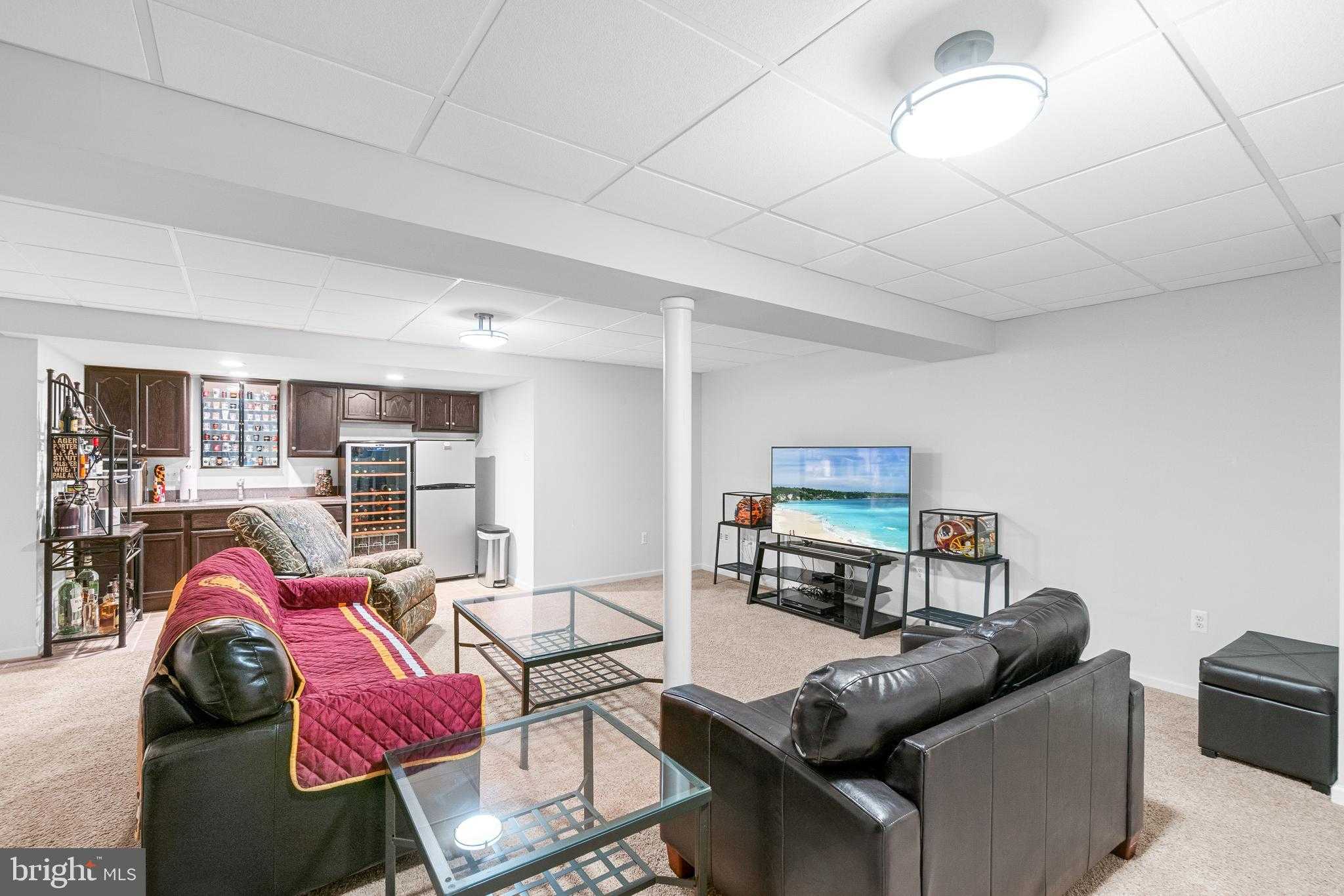 6460 Forest Hills CT photo 40