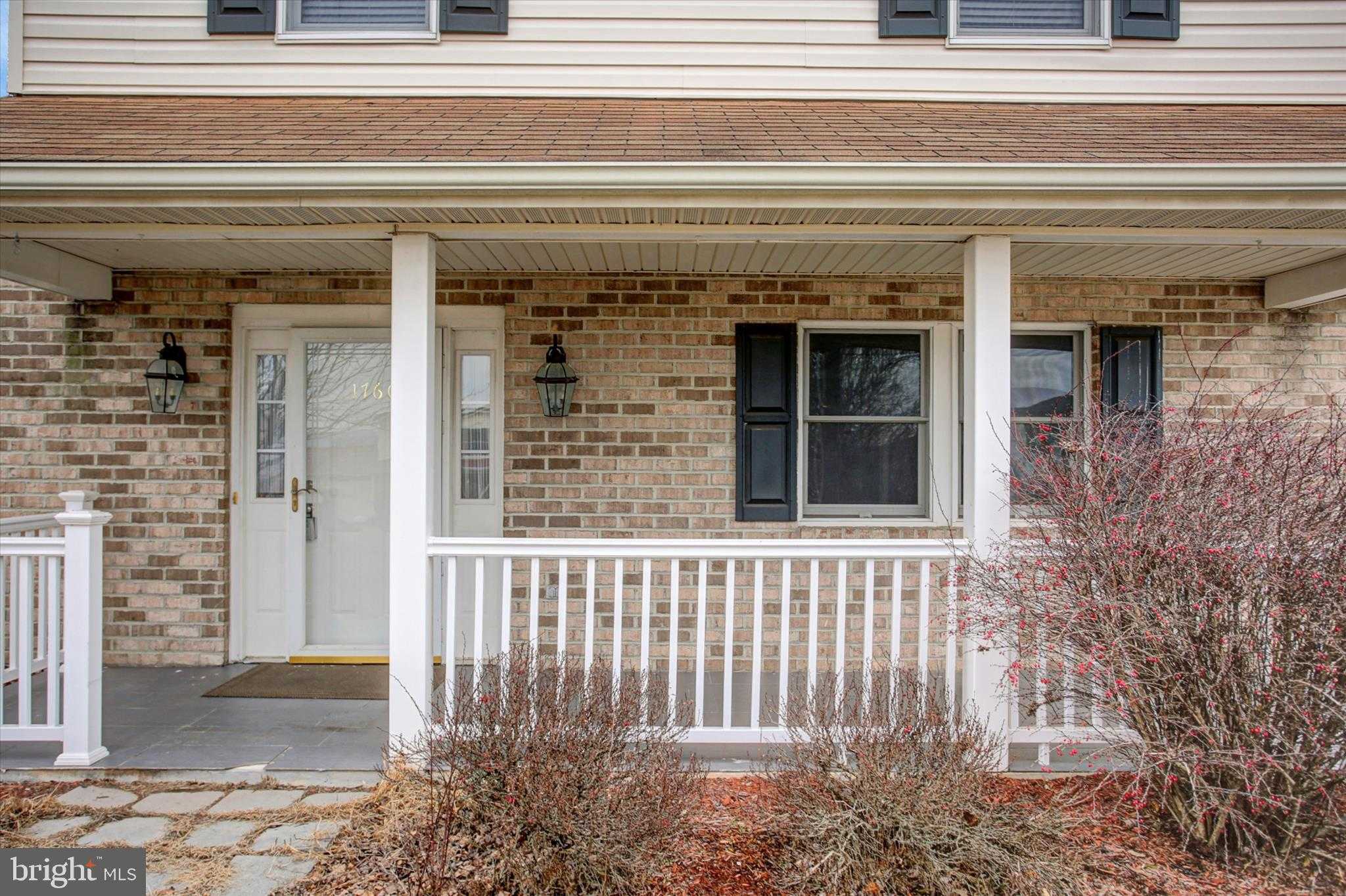 1760 Holly Ln photo 5