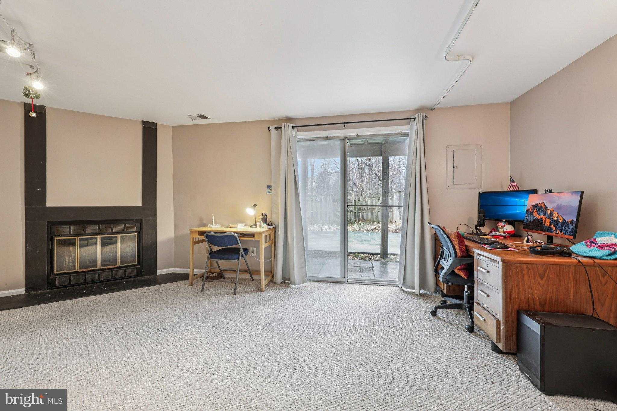 14656 Stone Crossing CT photo 34