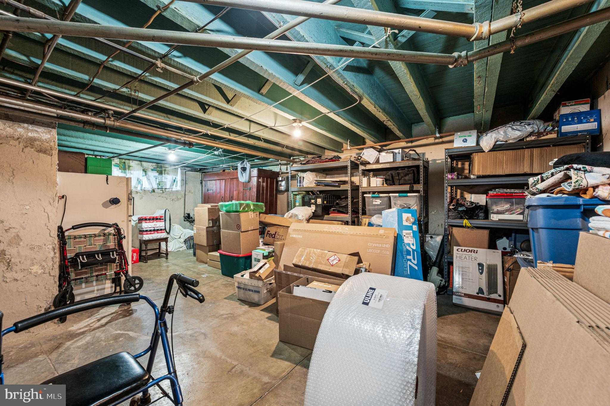 5911 Roosevelt Blvd photo 24