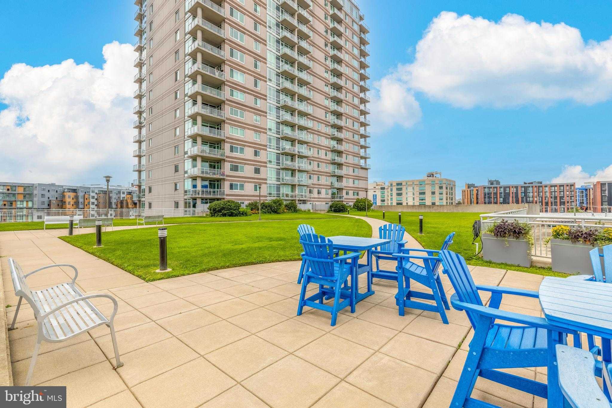 901 N Penn St Unit P302 photo 26